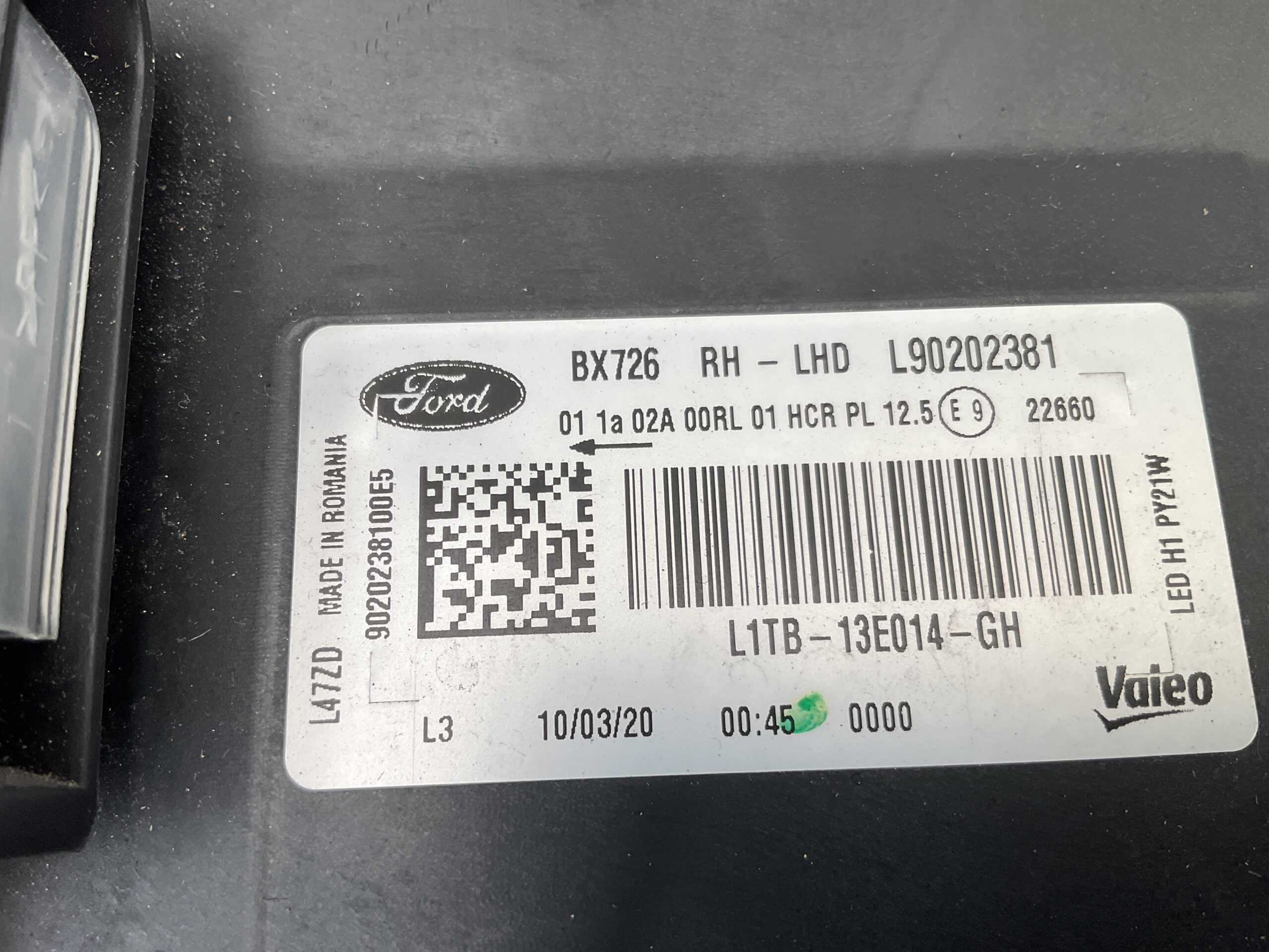 KOPLAMP FORD PUMA LED L90202381 BX726 ( oortje stuk ) RECHTS FO-4379