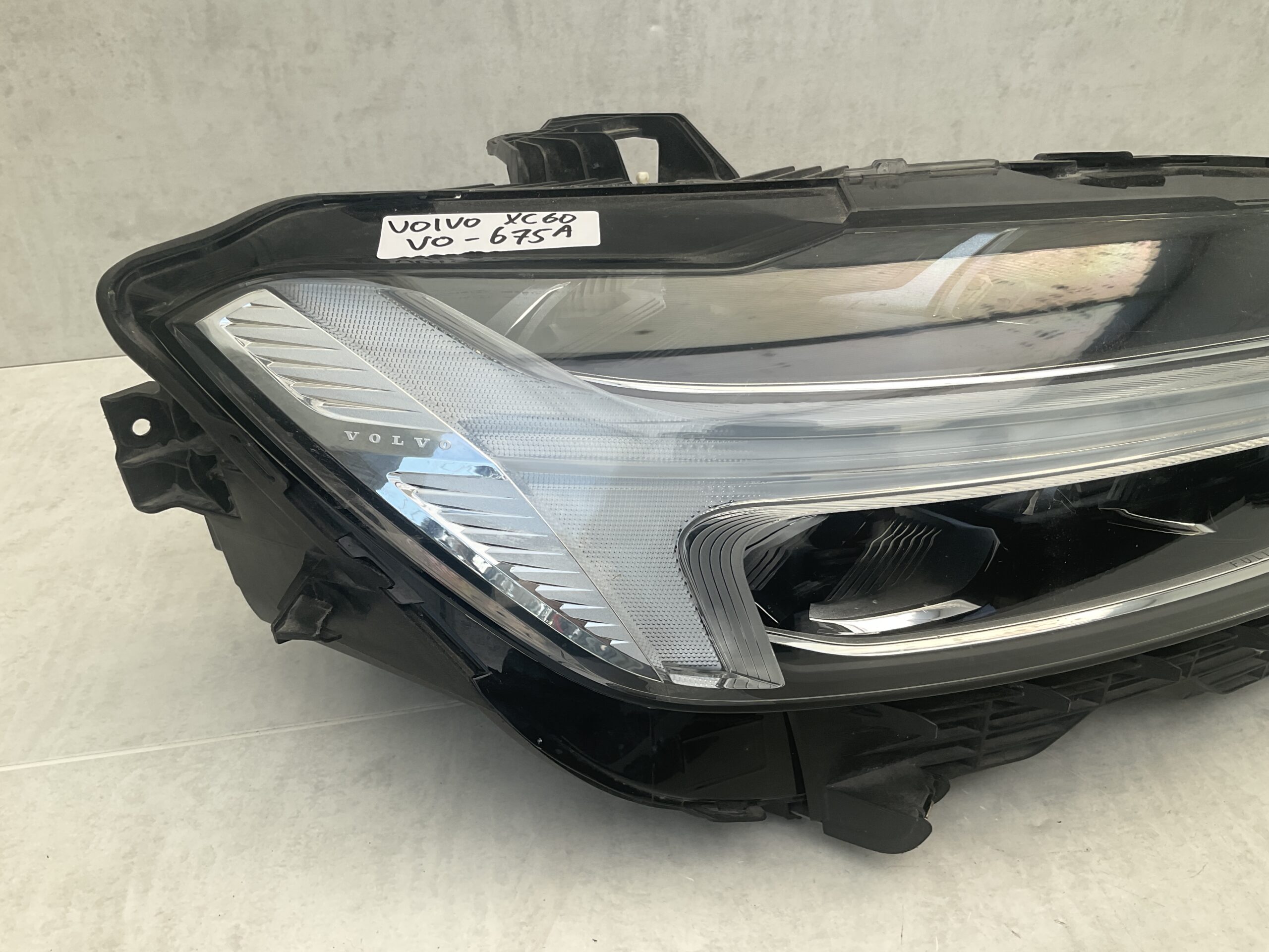 KOPLAMP VOLVO XC60 XC 60 MID LED 31420412 T4UVB RECHTS VO-675A