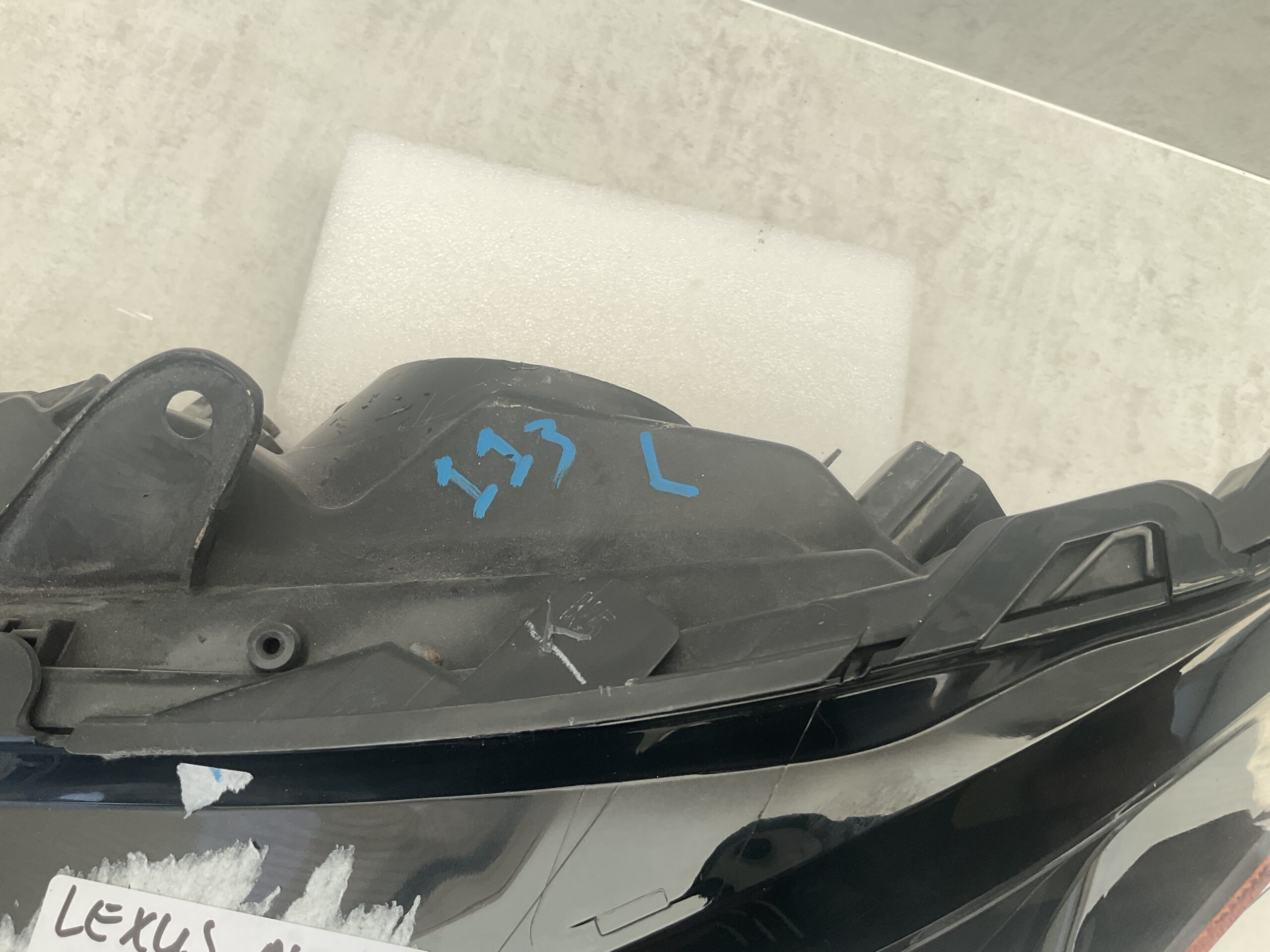 KOPLAMP LEXUS NX FULL LED LINKS TE-8541