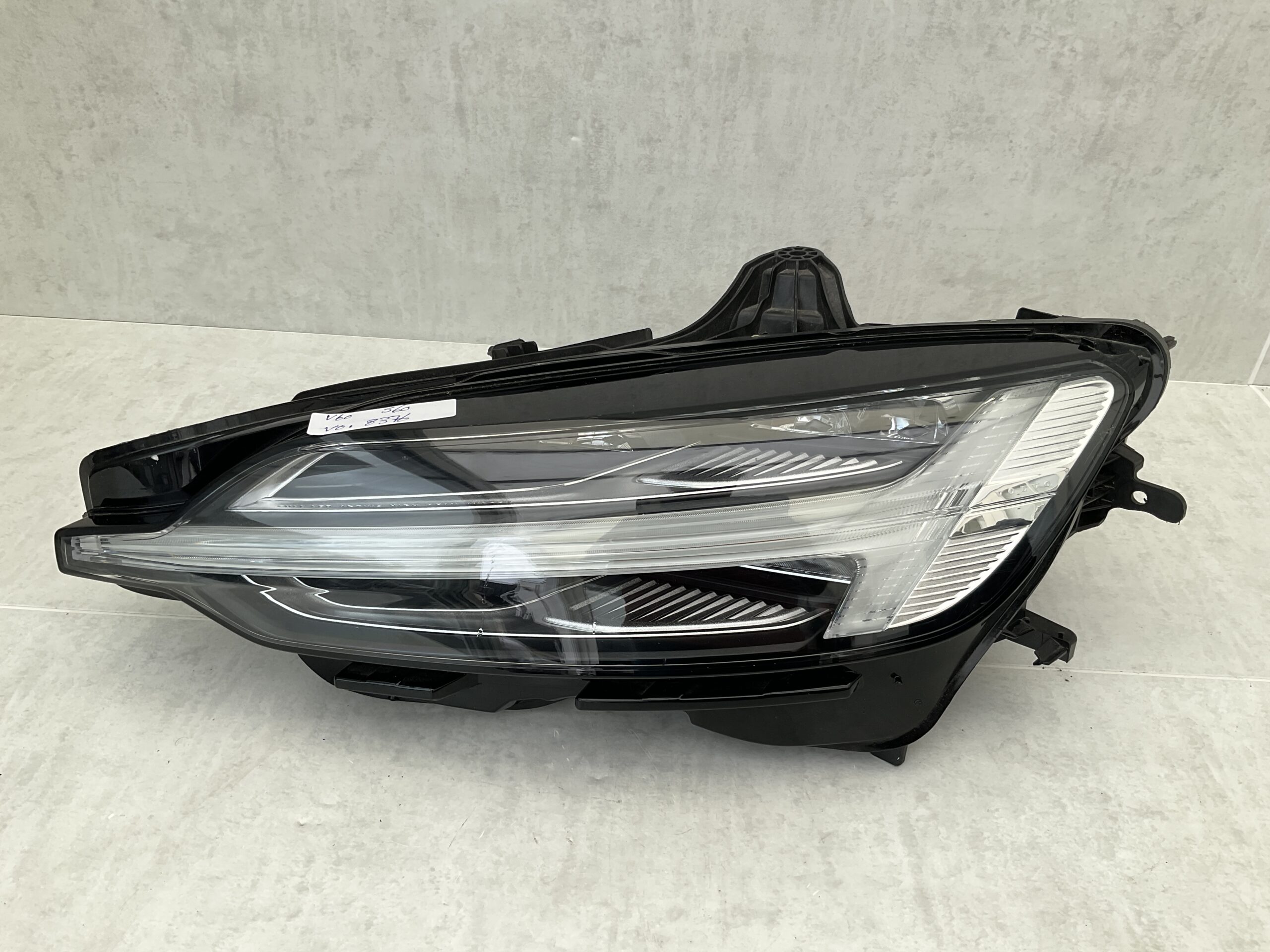 KOPLAMP VOLVO V60 S60 FULL LED ACTIVE HIGH BEAM SYSTEM 32338996 BTA-YXA LINKS VO-8376