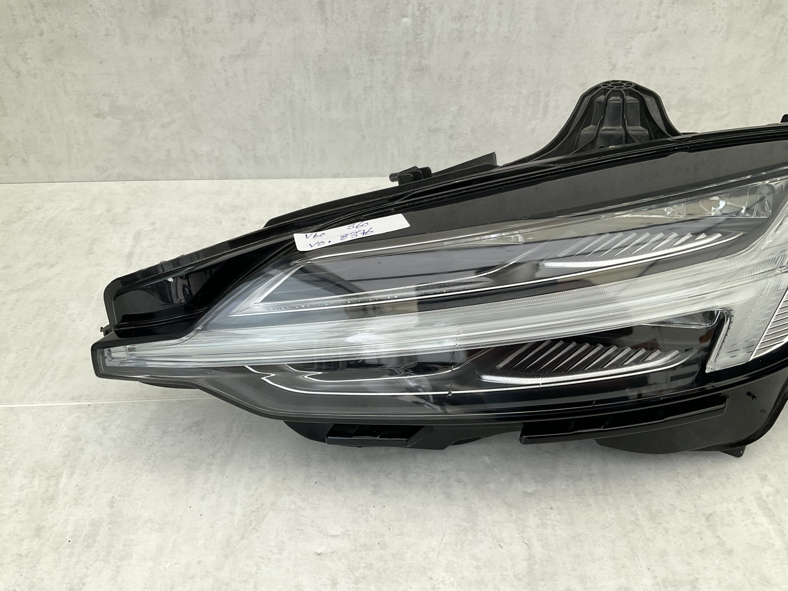 KOPLAMP VOLVO V60 S60 FULL LED ACTIVE HIGH BEAM SYSTEM 32338996 BTA-YXA LINKS VO-8376