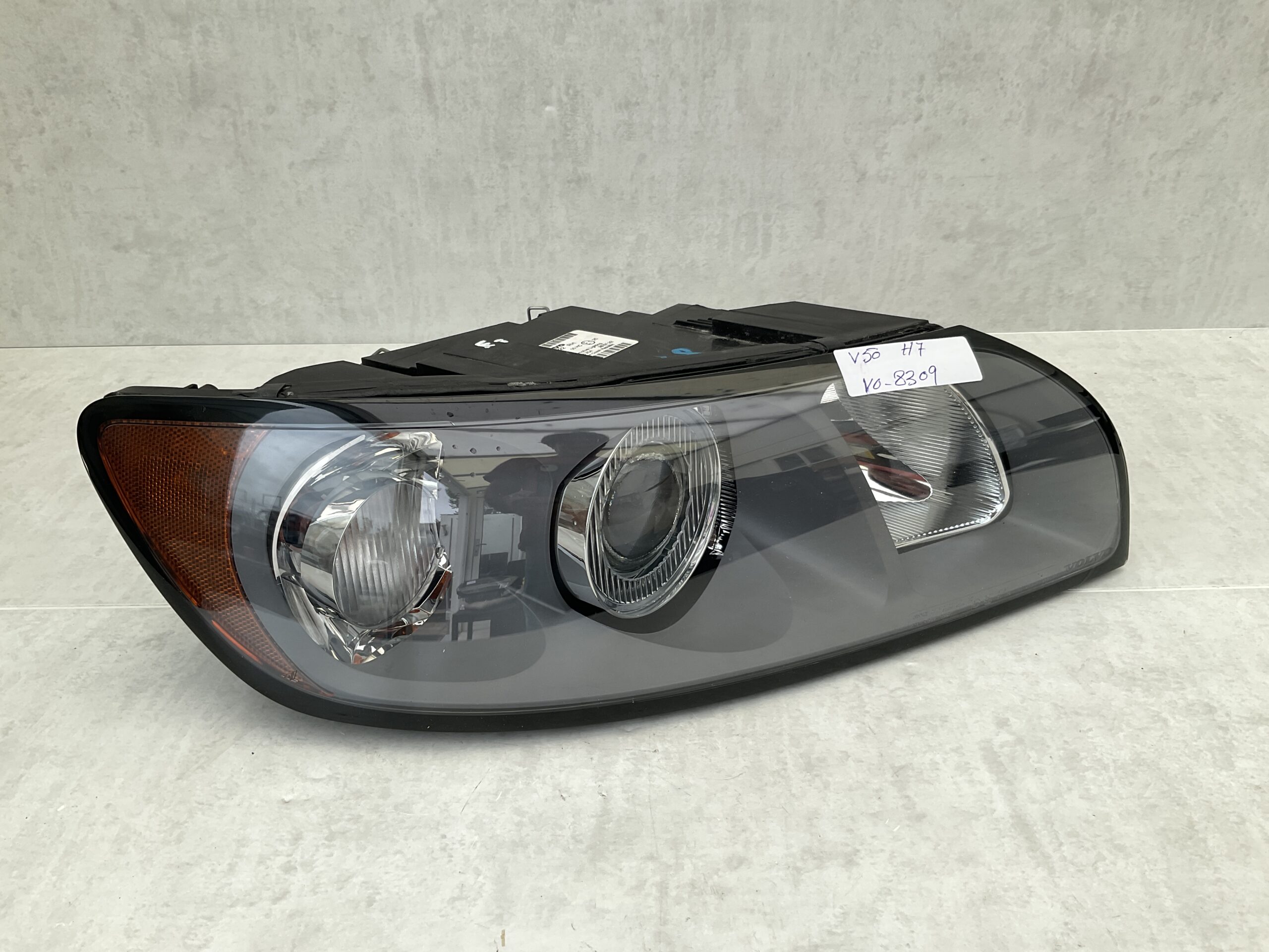 KOPLAMP VOLVO V50 H7 31335222 RECHTS VO-8309