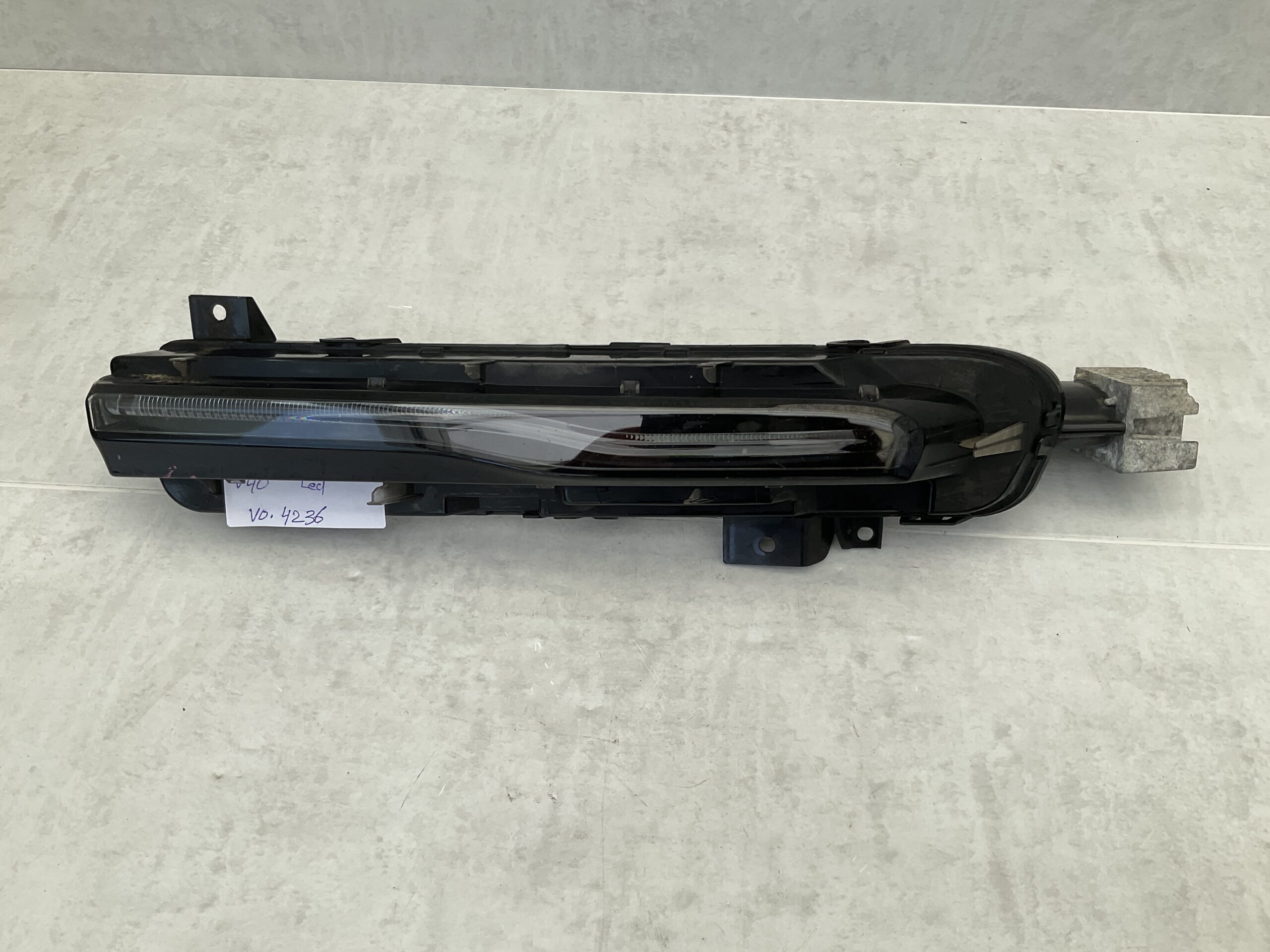 MISTLAMP VOLVO V40 31290579 RECHTS VO-4236