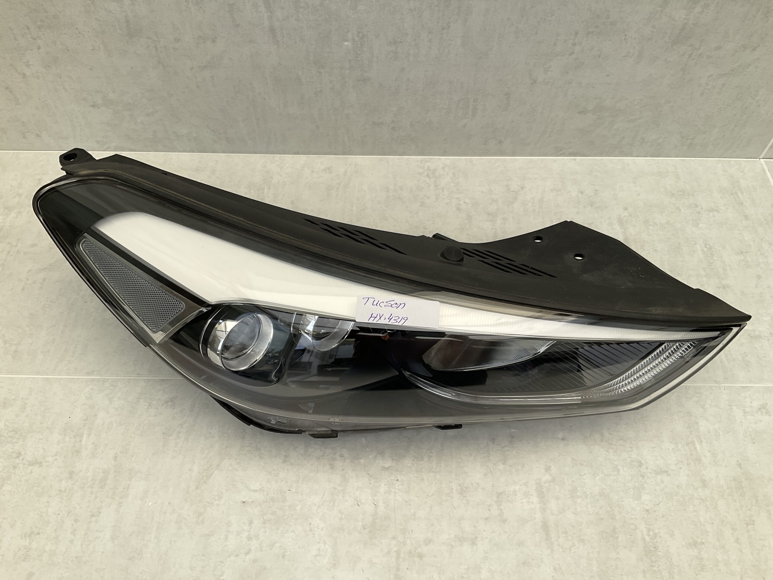KOPLAMP HYUNDAI TUCSON 92102D7200 RECHTS HY-4319
