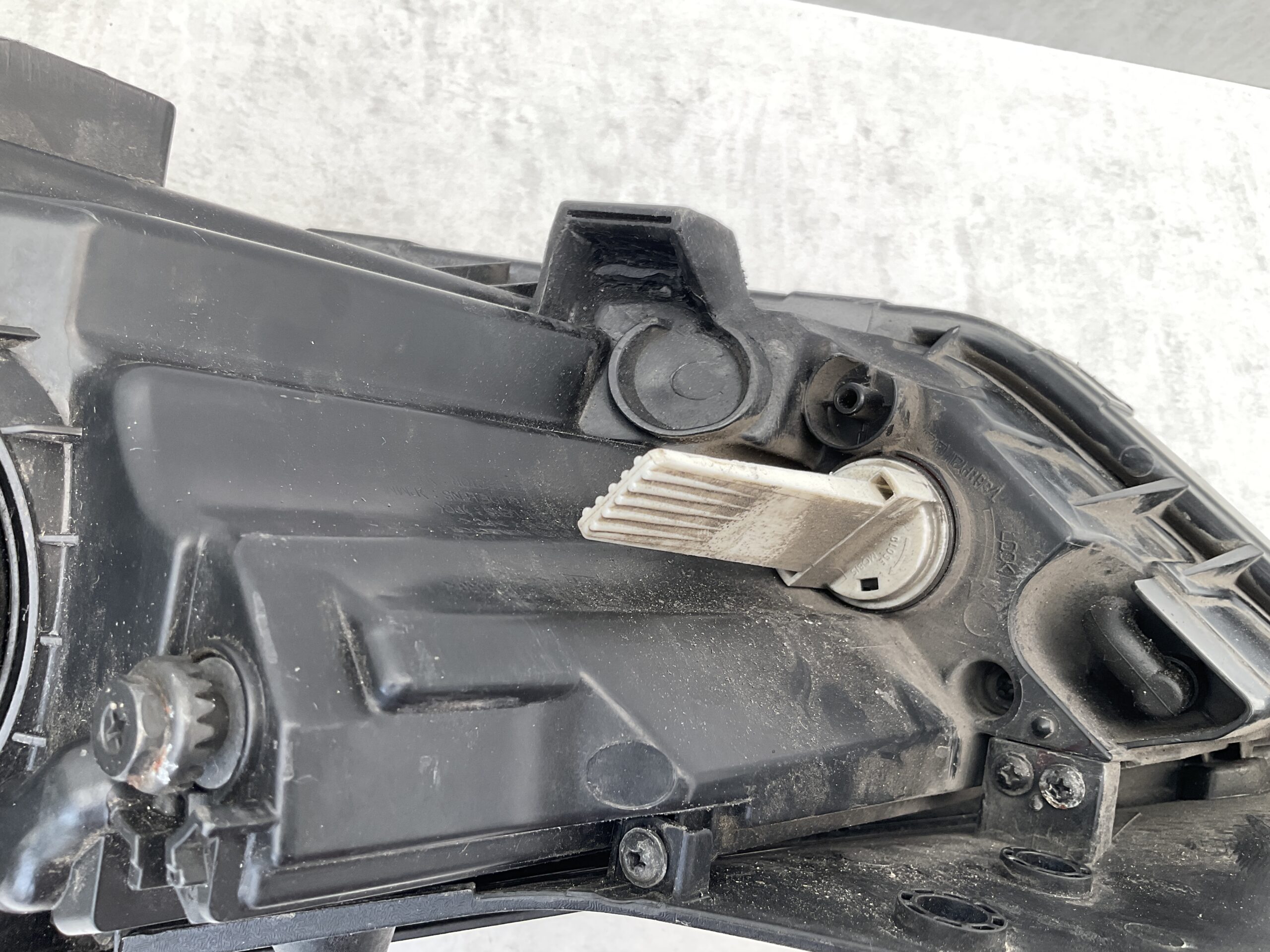 KOPLAMP HYUNDAI TUCSON 92102D7200 RECHTS HY-4319