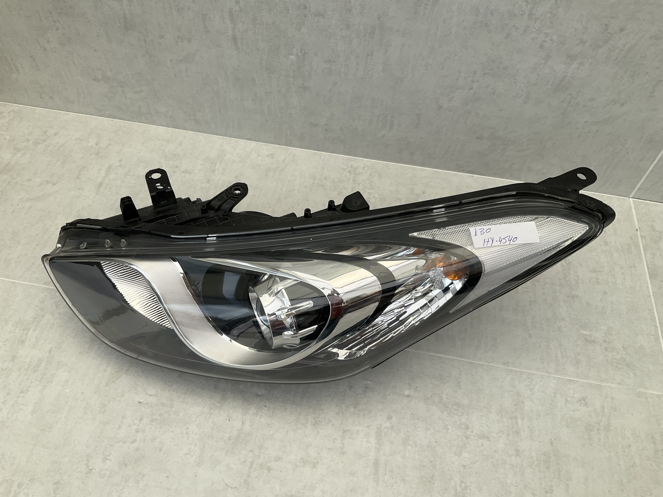 KOPLAMP HYUNDAI I30 led 92102-A6060 LINKS HY-4540