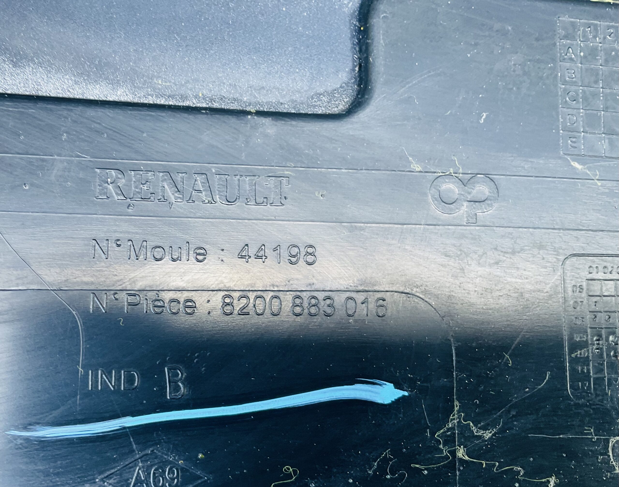 Achterklep Spoiler Renault Clio 8200883016 Kofferklep Houder RE/21285