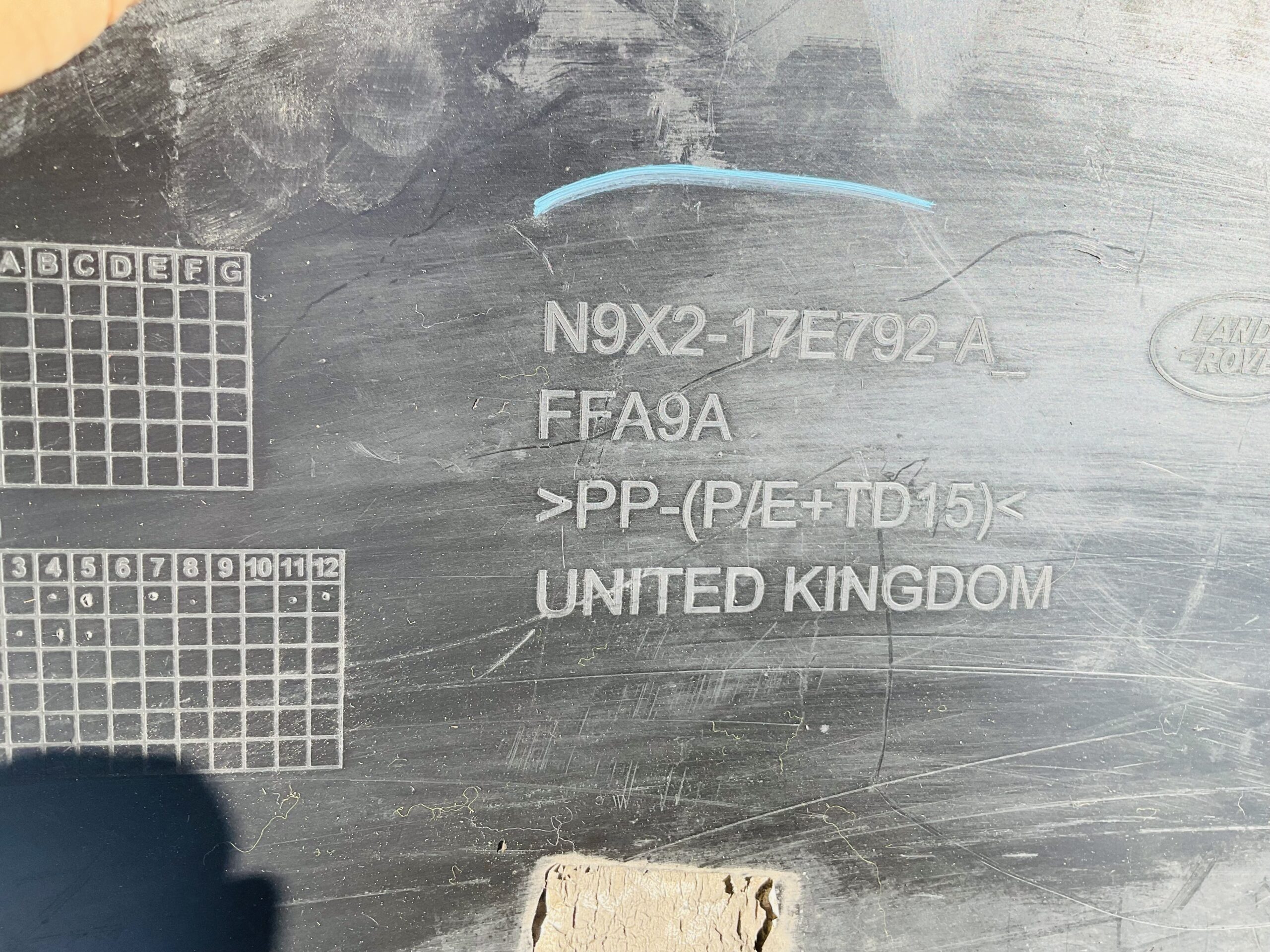 Onderplaat Range Rover Sport L461 N9X2-17E792-A Spoiler Land/21302