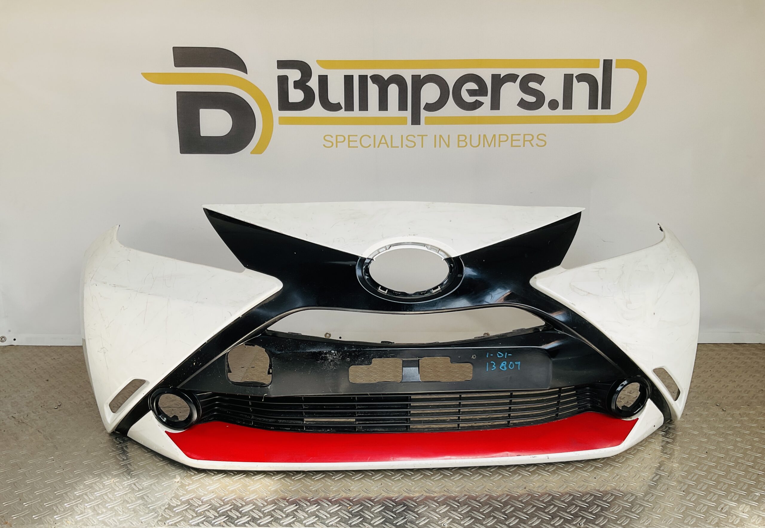 Bumper Toyota Aygo 2014-2017 52119-0H140 Voorbumper 2-D1-13809z