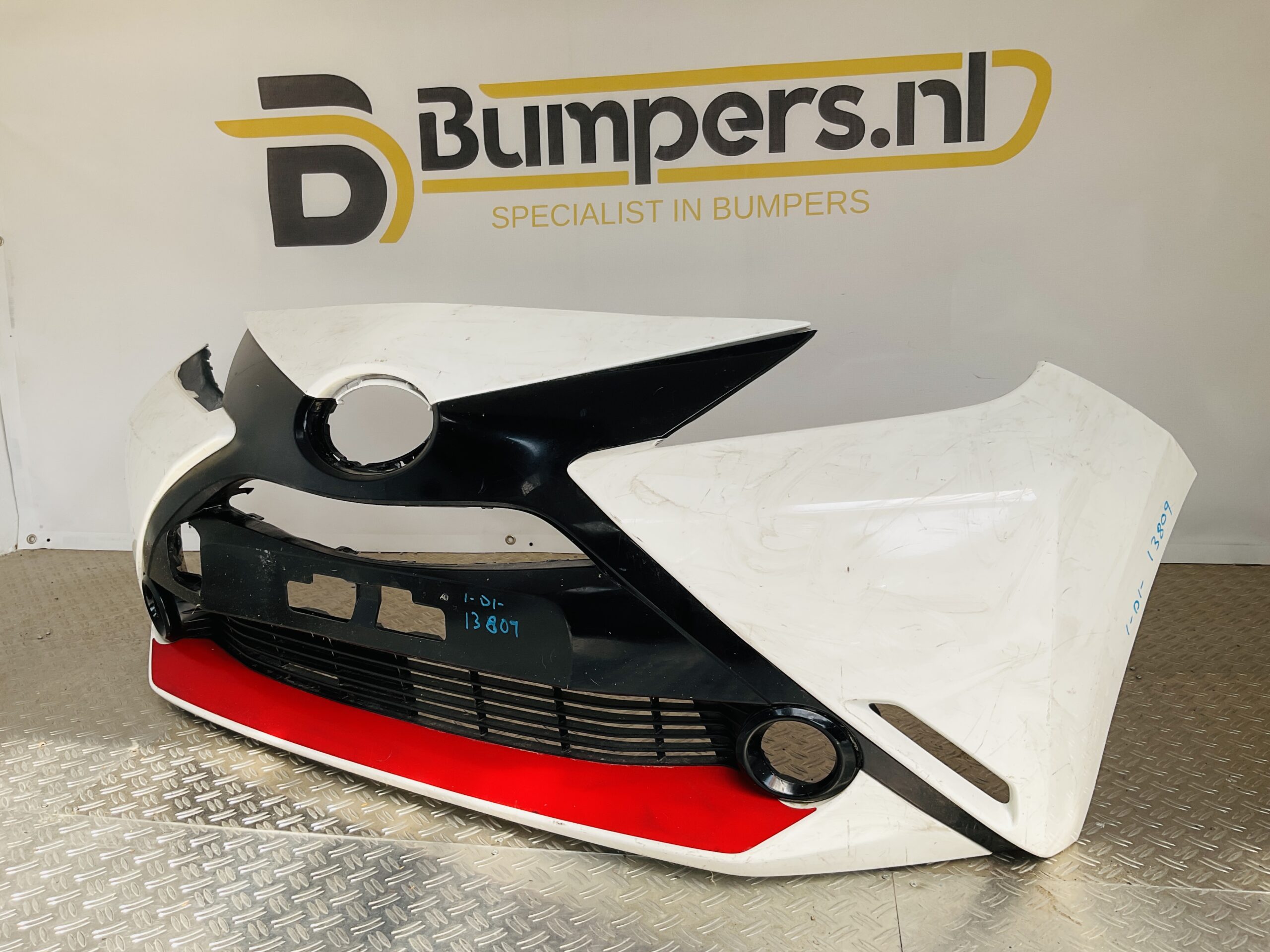 Bumper Toyota Aygo 2014-2017 52119-0H140 Voorbumper 2-D1-13809z