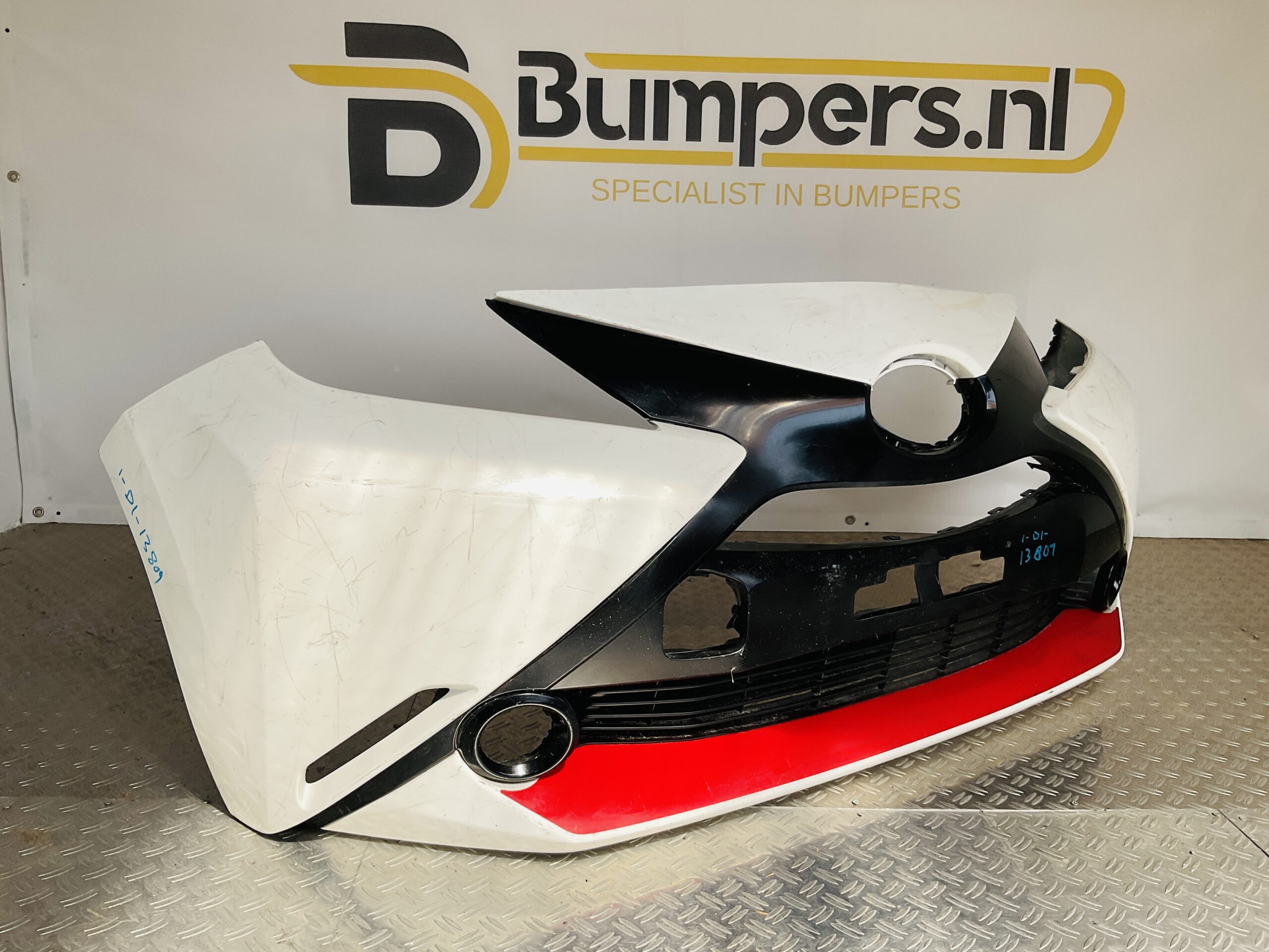 Bumper Toyota Aygo 2014-2017 52119-0H140 Voorbumper 2-D1-13809z