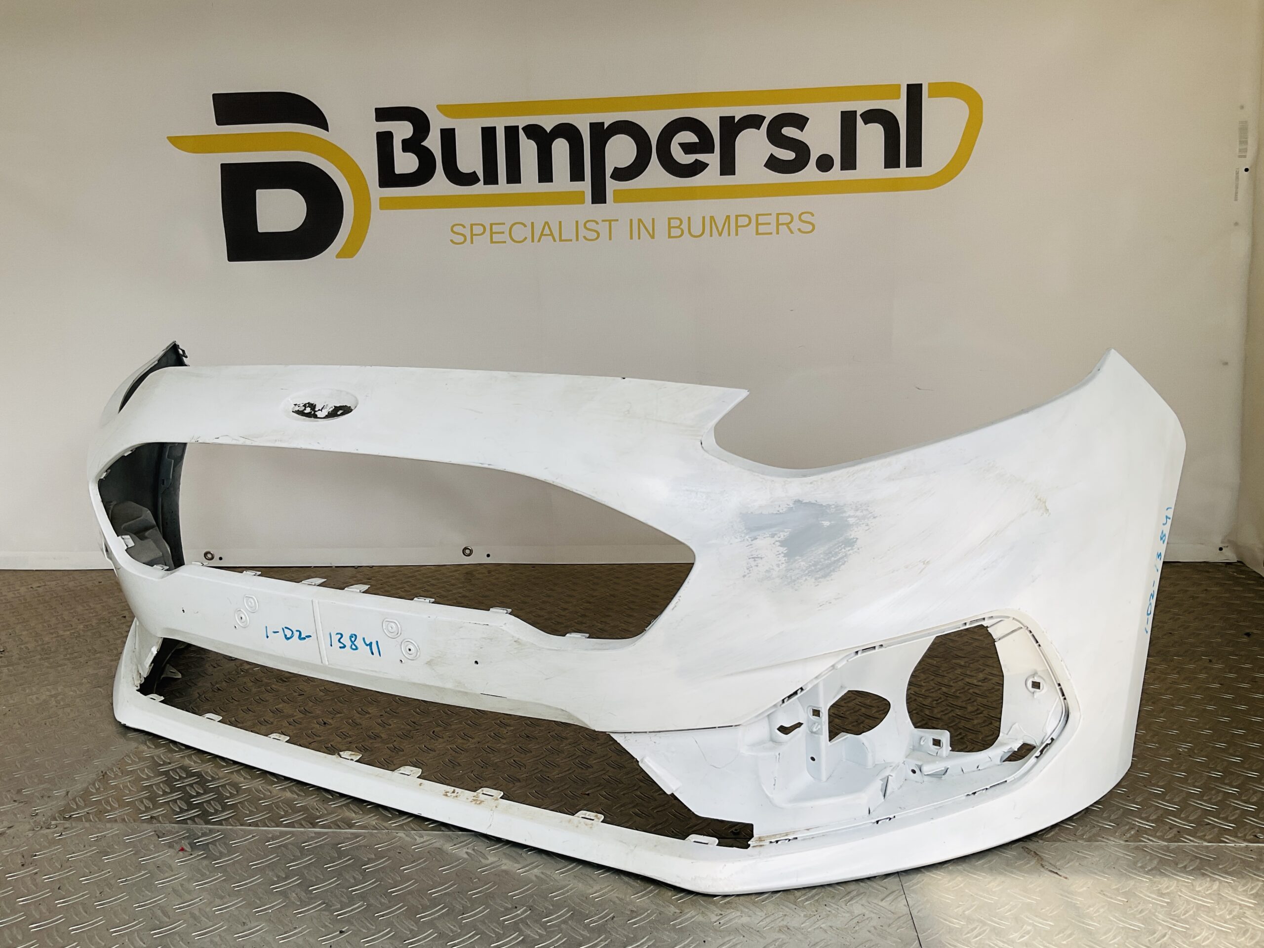 Bumper Ford Fiesta MK8 Stline ST-Line 17-22 Voorbumper 1-D8-13841z