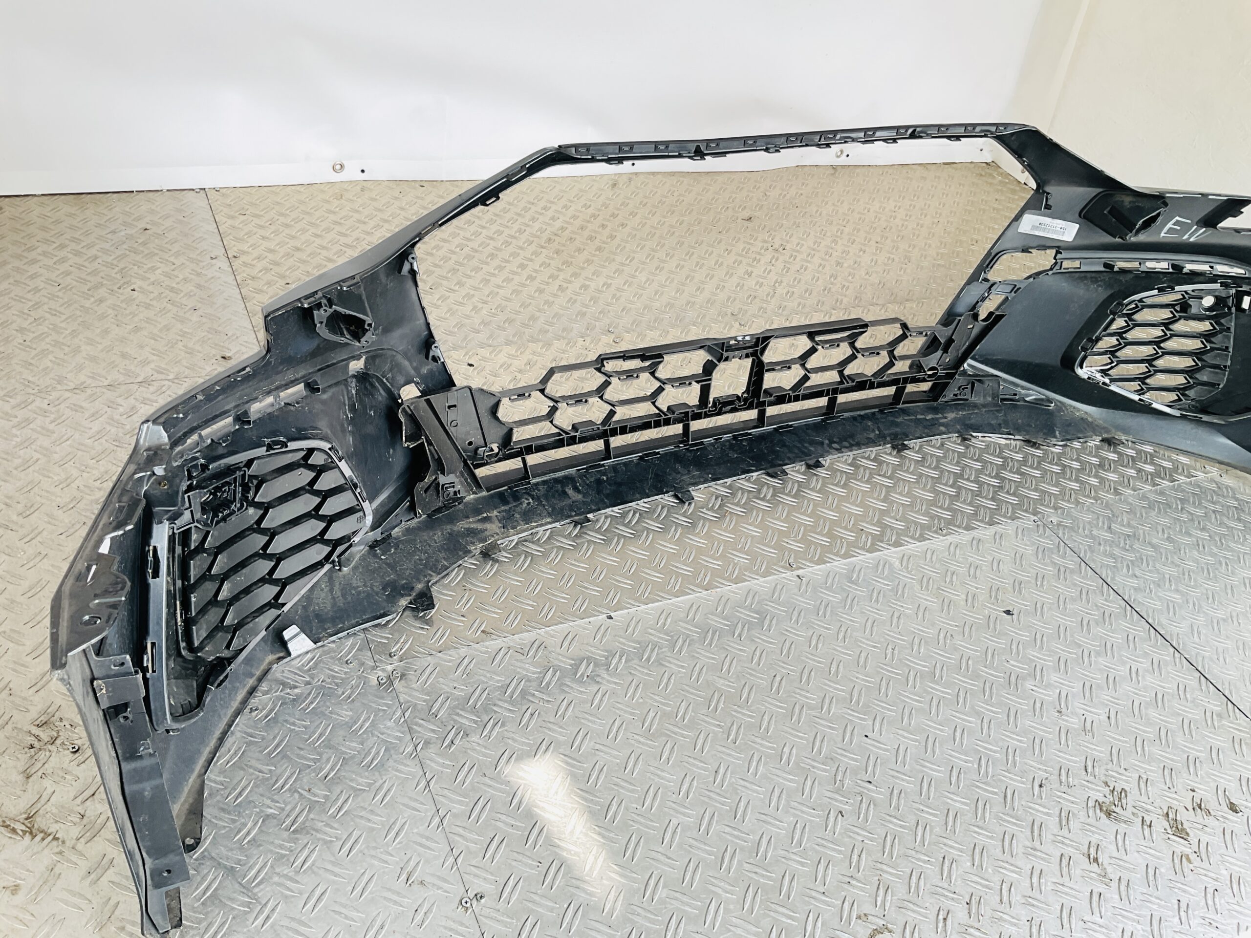 Bumper Audi A3 8Y S3 Sline S-Line kls 2022-2024 8Y0807437F Voorbumper 1-H4-13859z