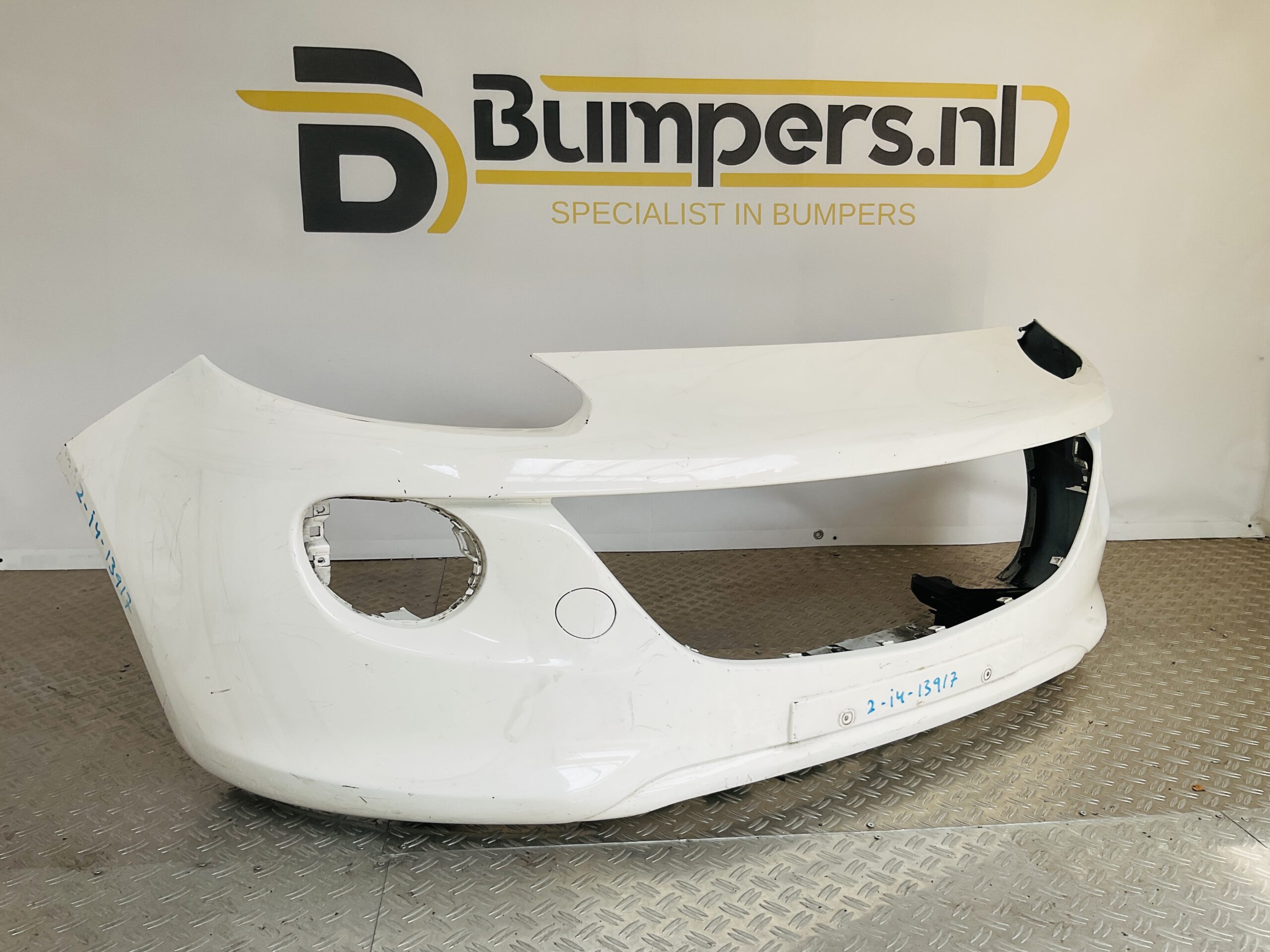 Bumper Opel Adam 2013-2019 13355266 Voorbumper 2-i4-13917z