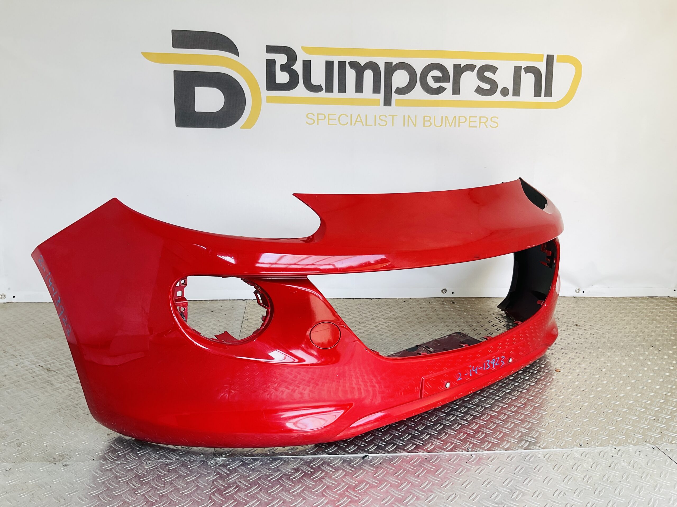Bumper Opel Adam 2013-2019 13355266 Voorbumper 2-i4-13923z