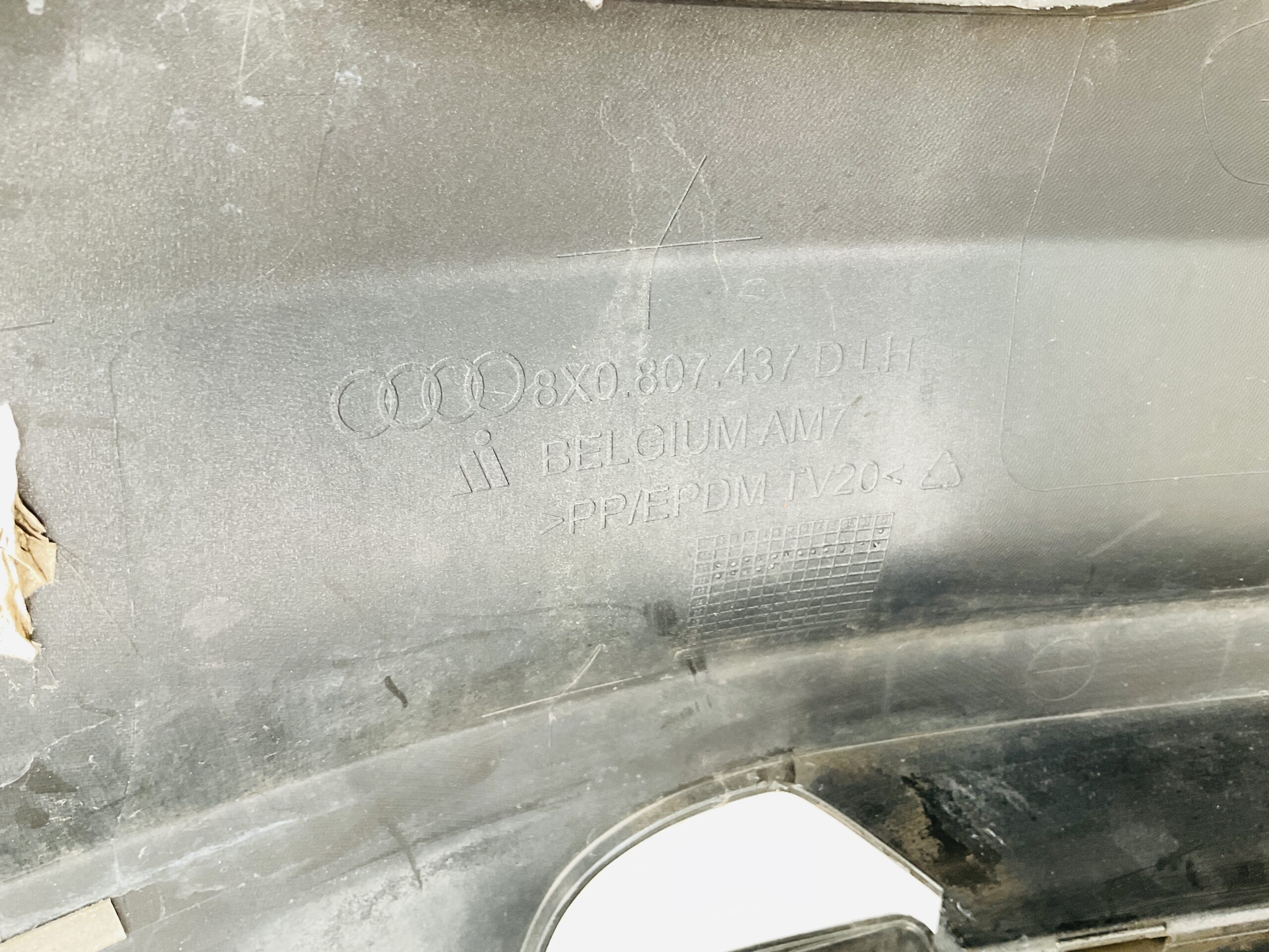 Bumper Audi A1 8X0 Sline S-Line 10-15 8X0807437D Voorbumper 1-H2-13953z