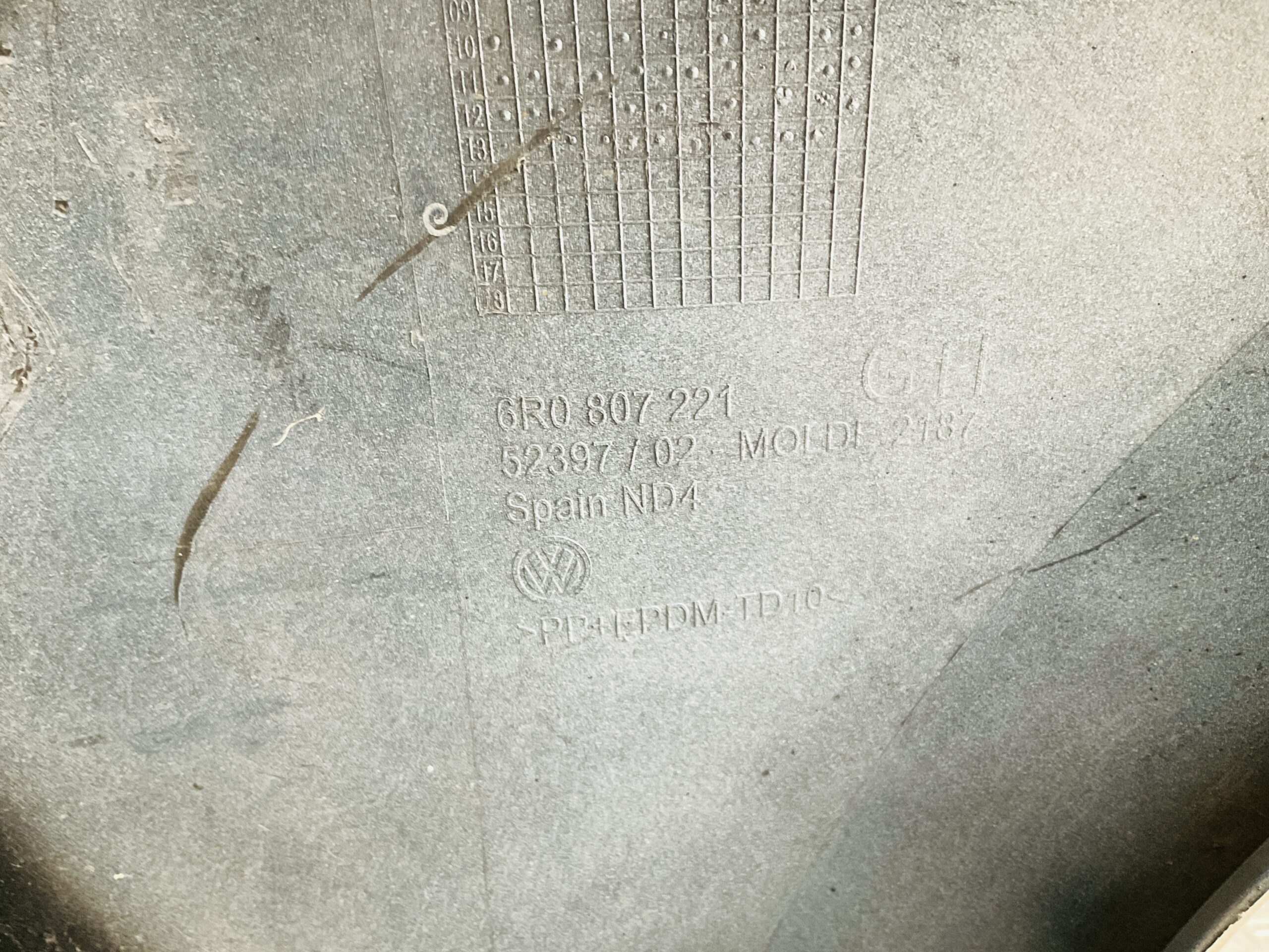 Bumper Volkswagen Polo 6R GTI 2007-2012 6R807221 Voorbumper 1-C4-13979z