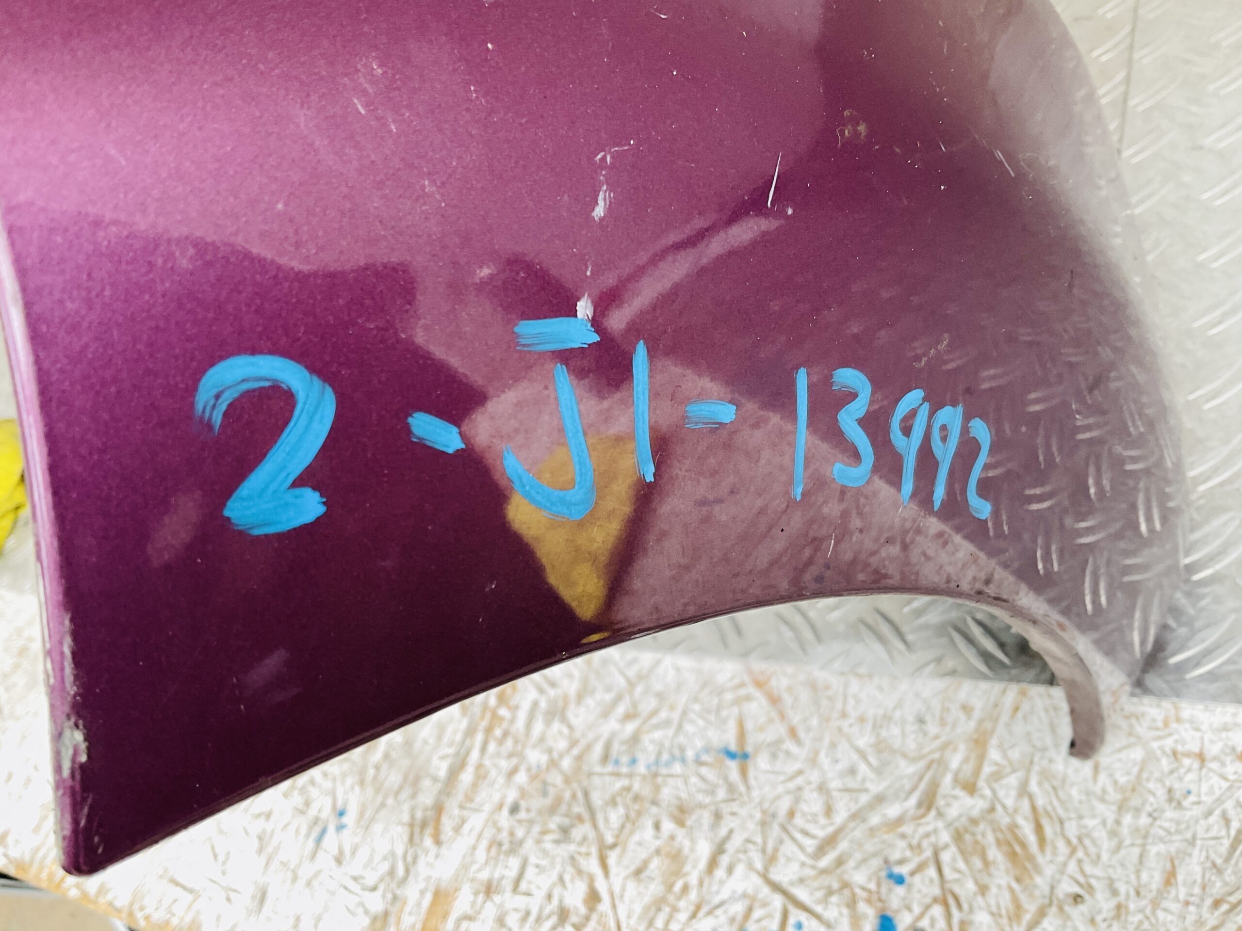 Bumper Peugeot 107 Facelift 11-14 52119-0H120 Voorbumper 2-J1-13992z