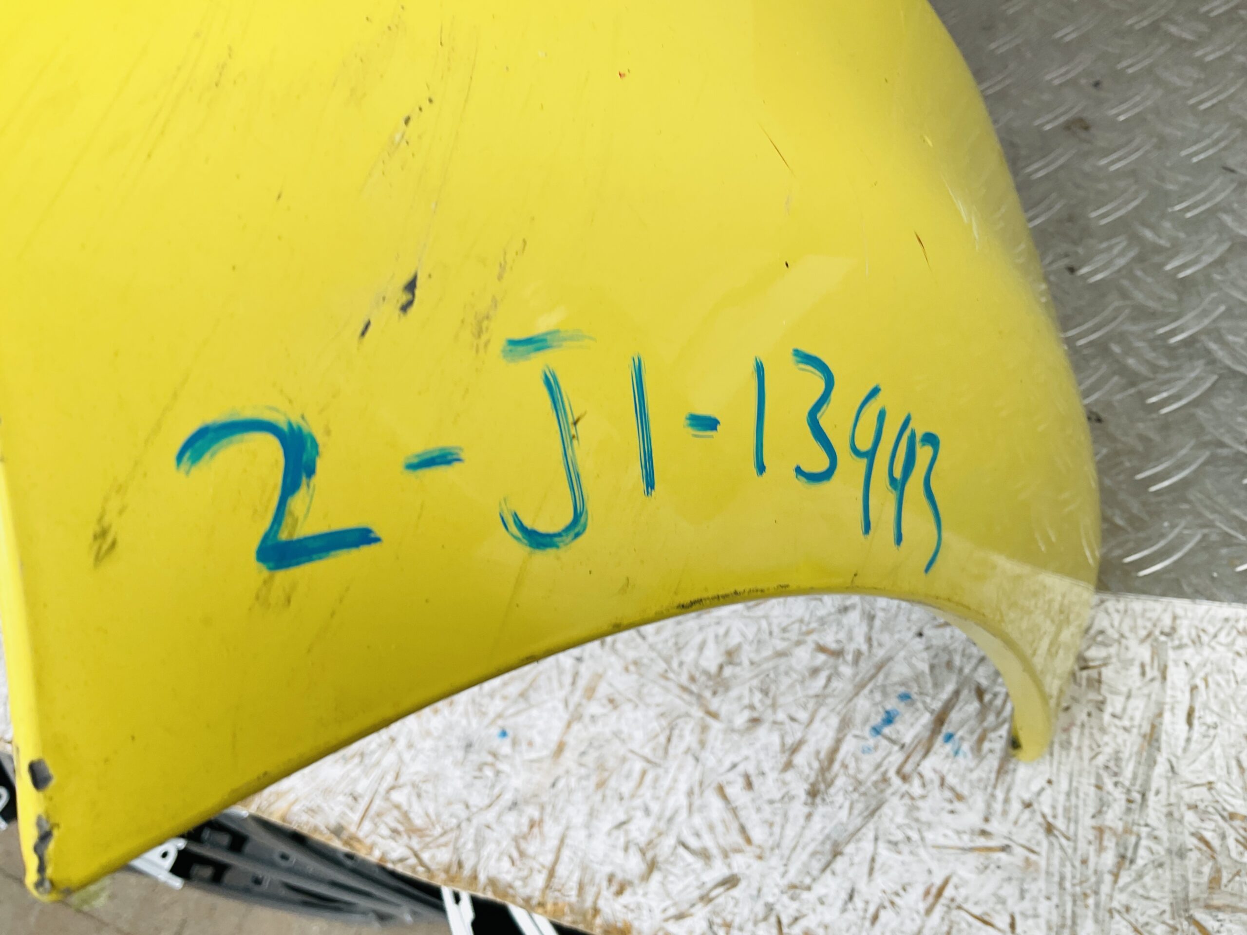 Bumper Peugeot 107 Facelift 11-14 52119-0H120 Voorbumper 2-J1-13993z