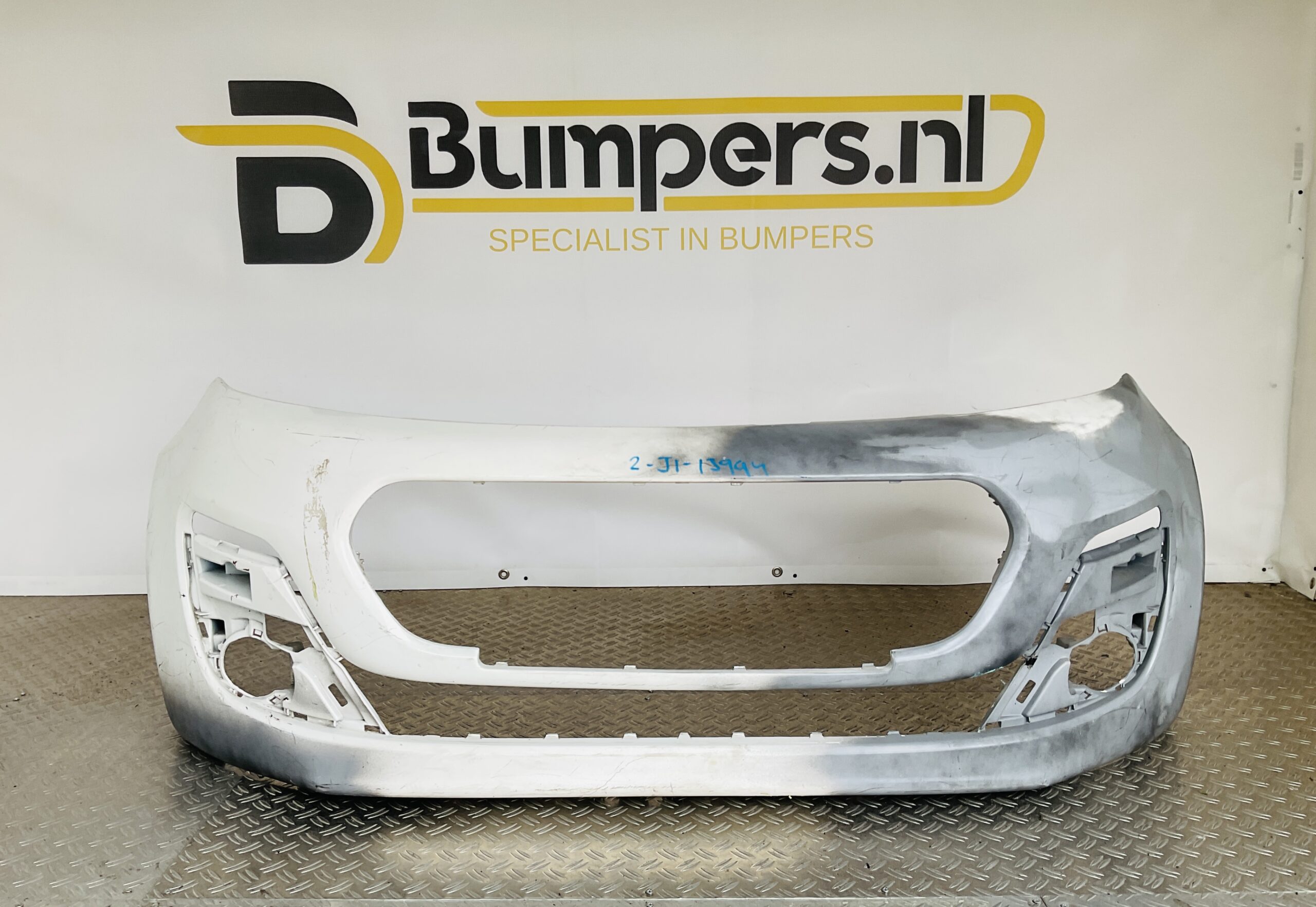 Bumper Peugeot 107 Facelift 11-14 52119-0H120 Voorbumper 2-J1-13994z