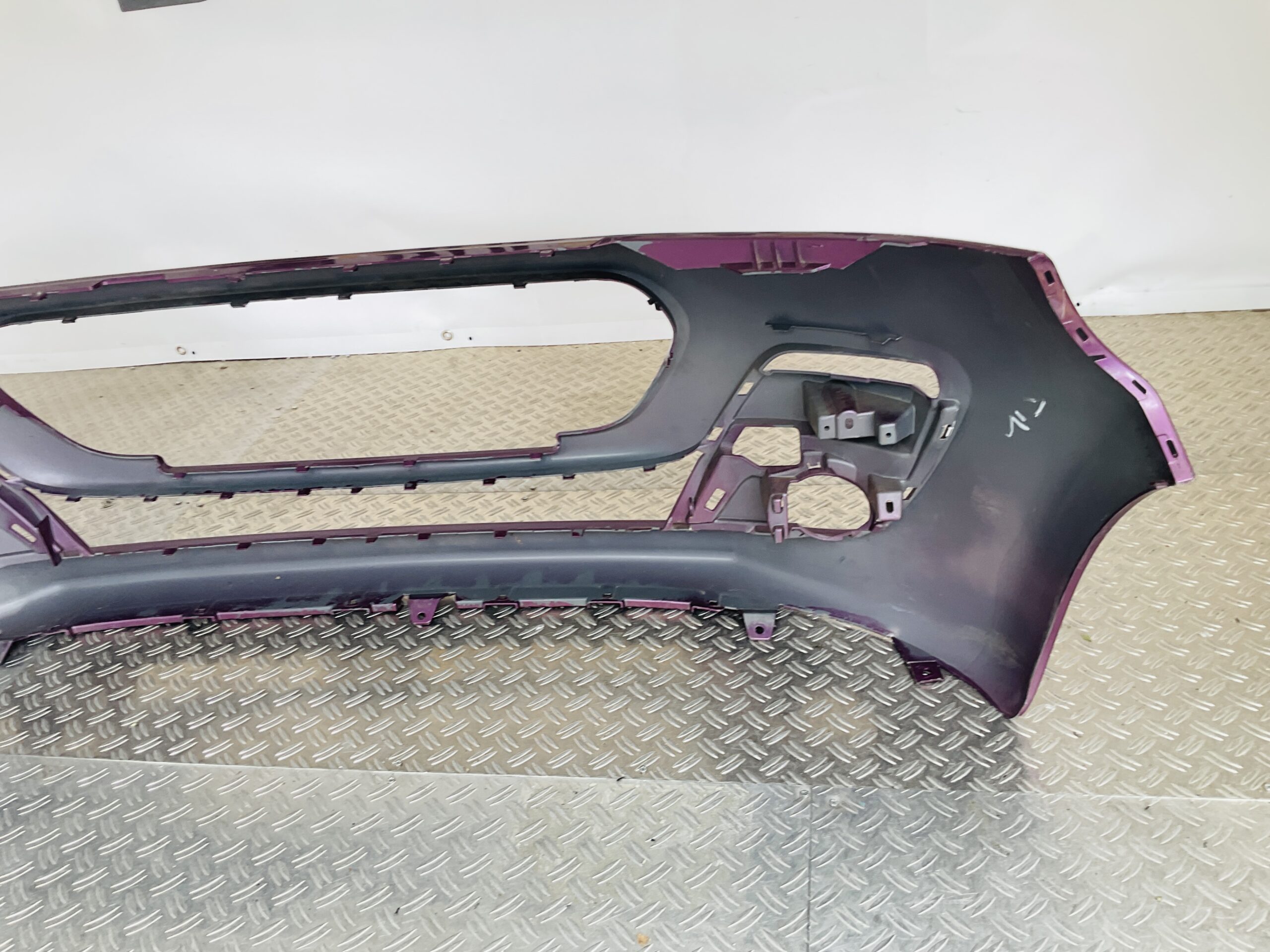 Bumper Peugeot 107 Facelift 11-14 52119-0H120 Voorbumper 2-J1-13996z