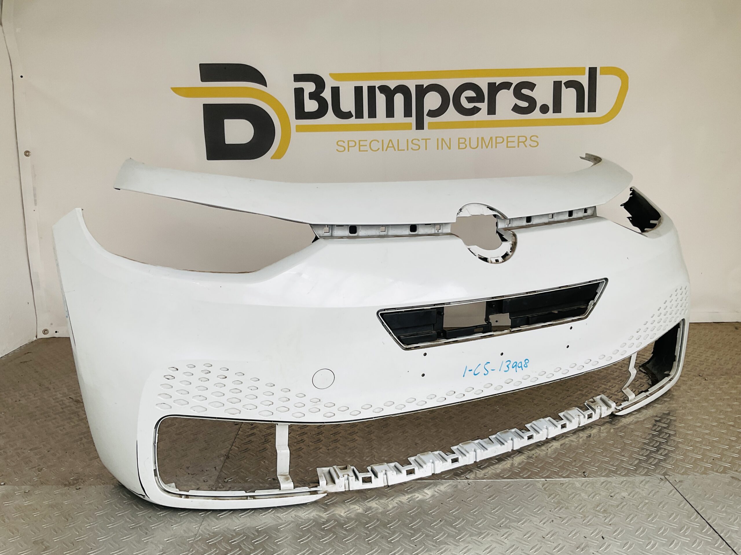 Bumper Volkswagen iD3 10A807221A Voorbumper 1-C5-13998z