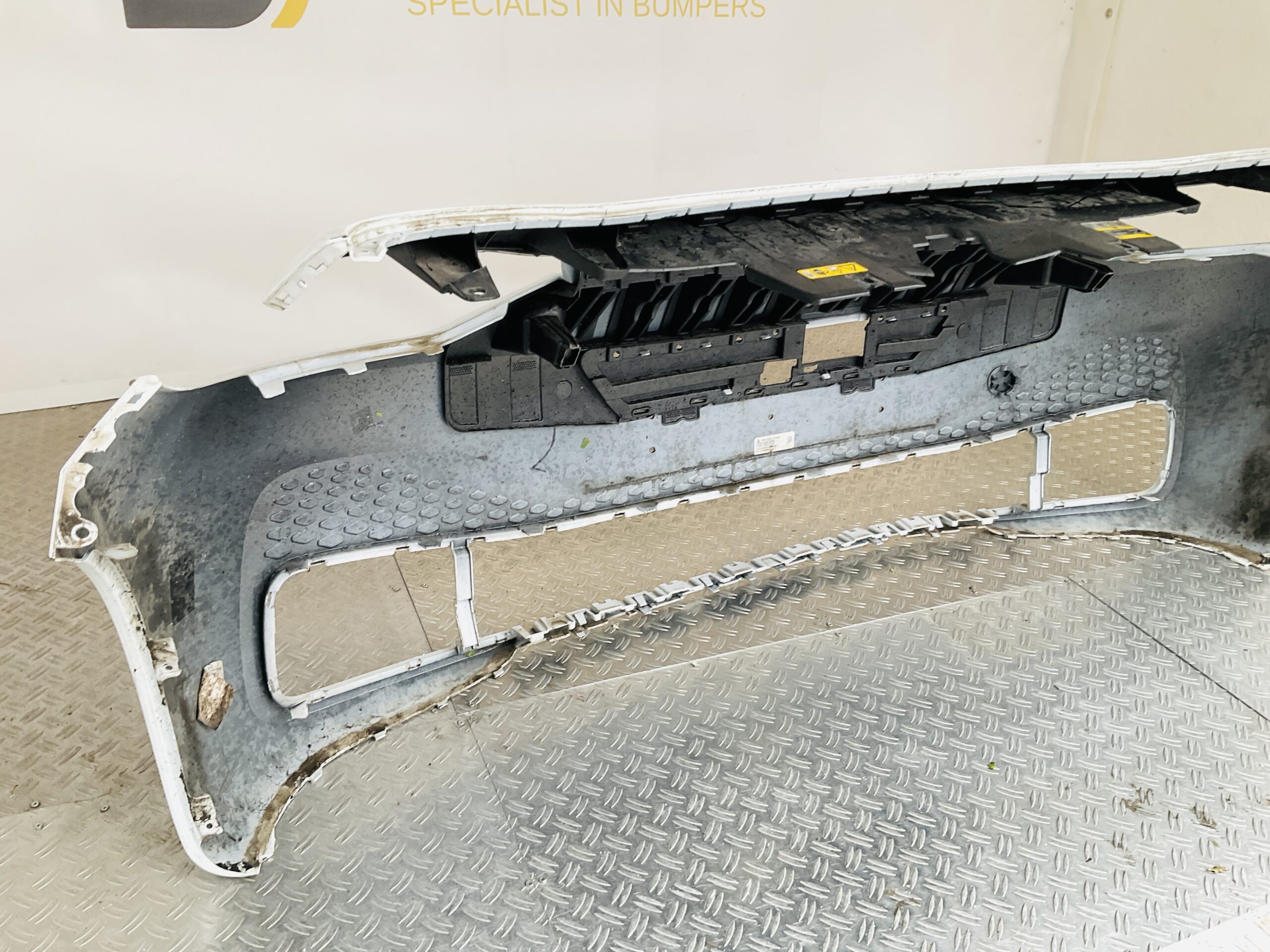 Bumper Volkswagen iD3 10A807221A Voorbumper 1-C5-13998z