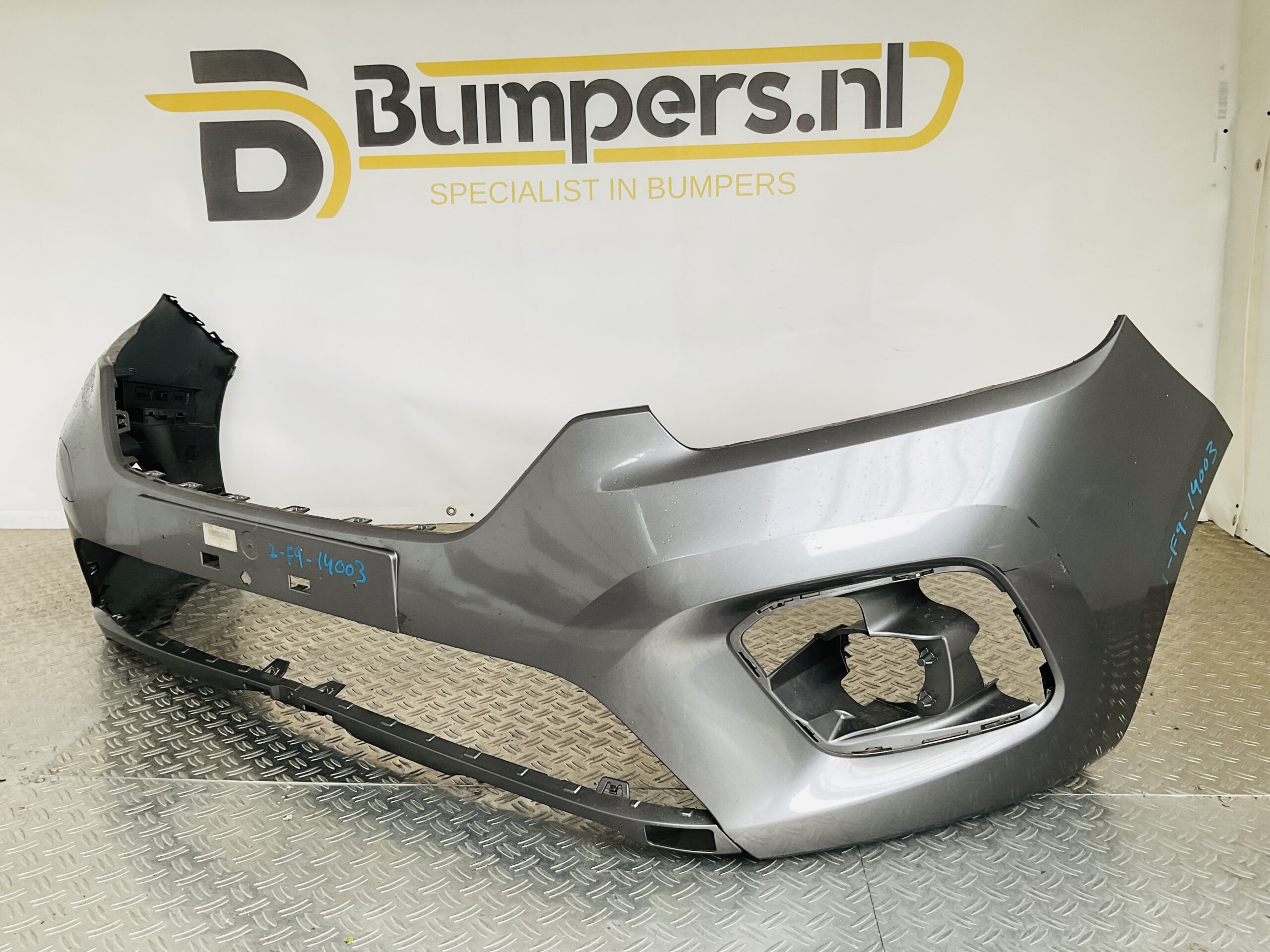 Bumper Renault Kangoo 2021- 620223747R Voorbumper 2-F9-14003z