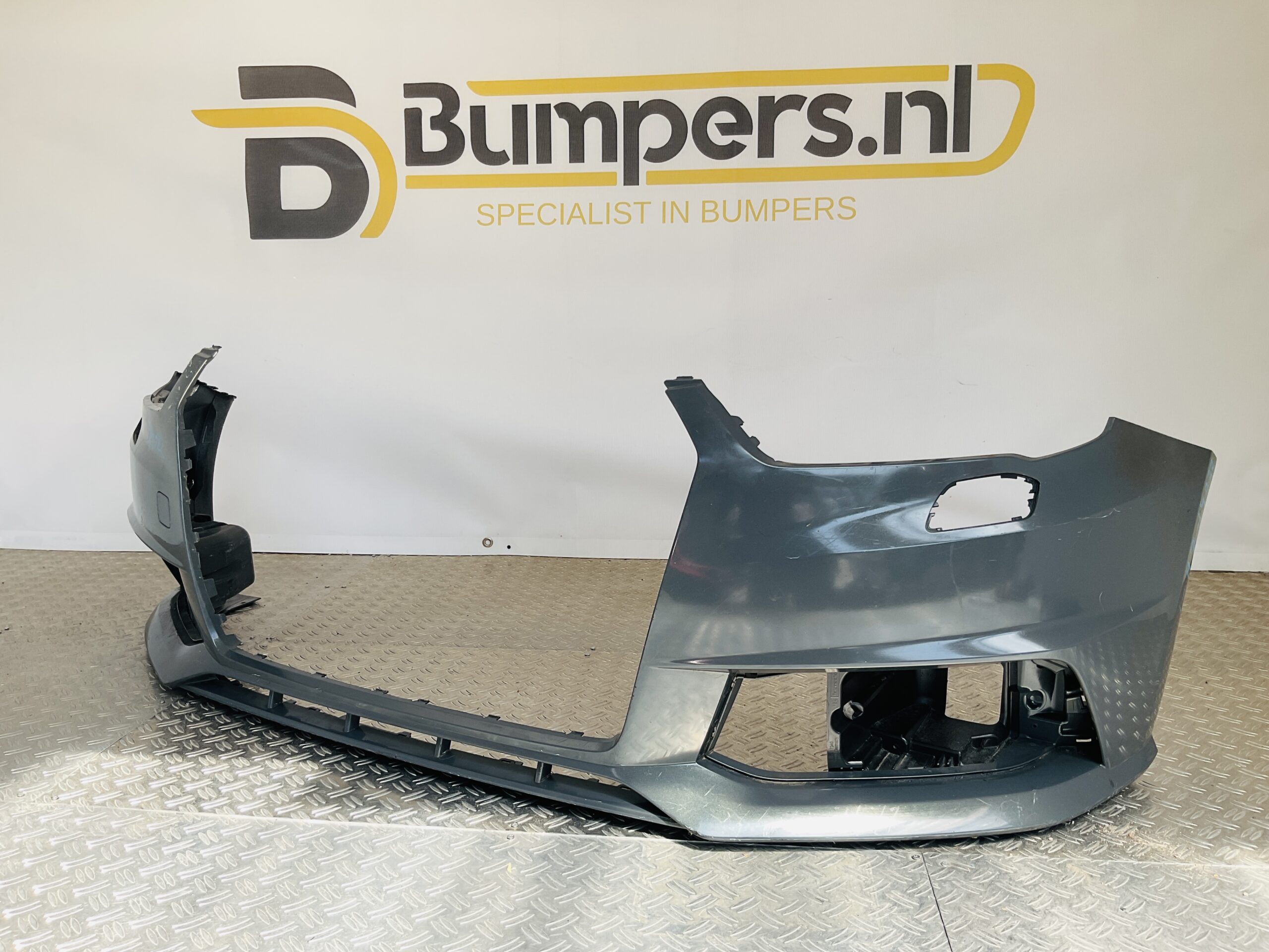 Bumper Audi A1 8xA Facelift Sline S-line 15-19 kls 8XA807437D Voorbumper 1-H7-14022z