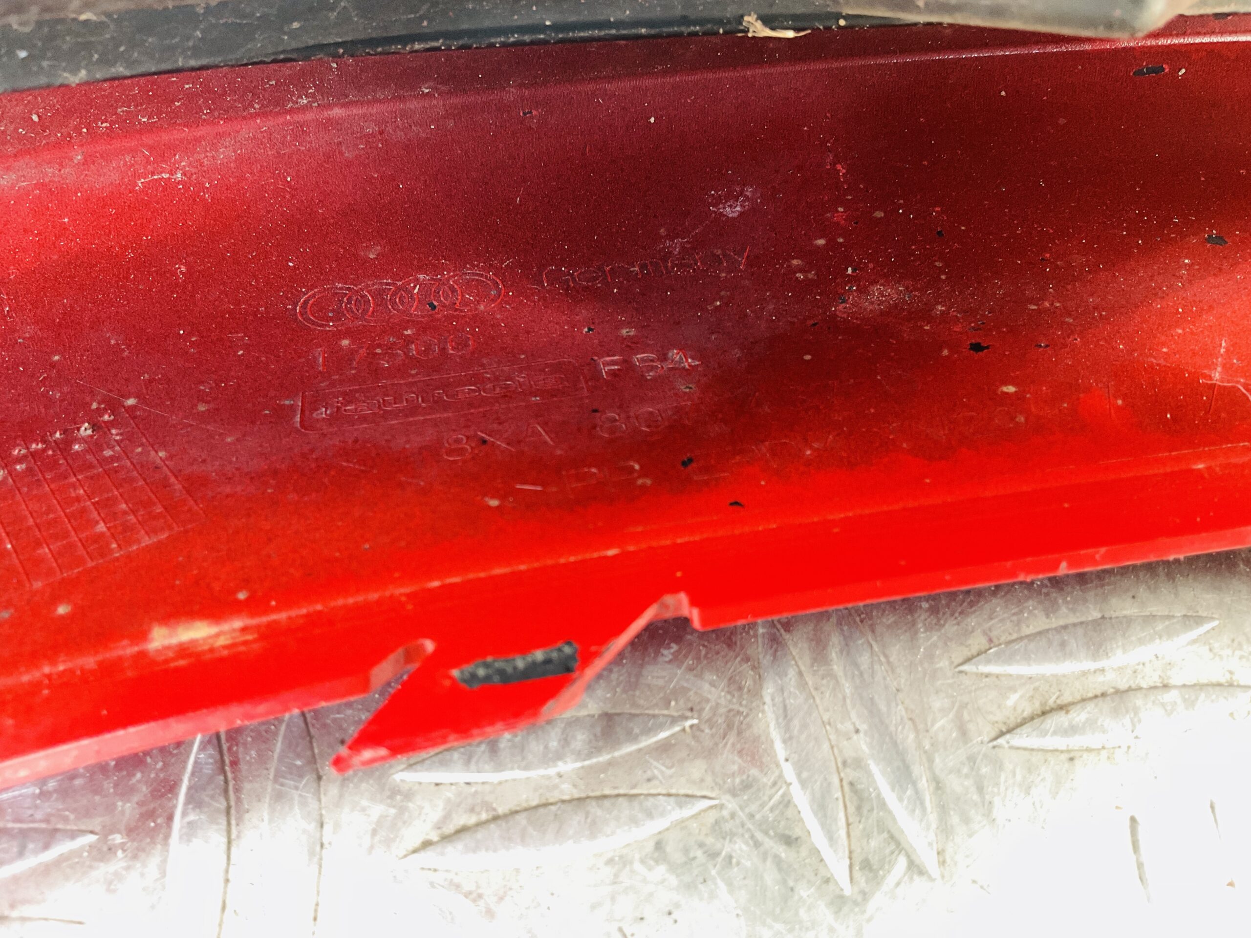 Bumper Audi A1 8xA Facelift Sline S-line 15-19 kls 8XA807437D Voorbumper 1-H7-14026z