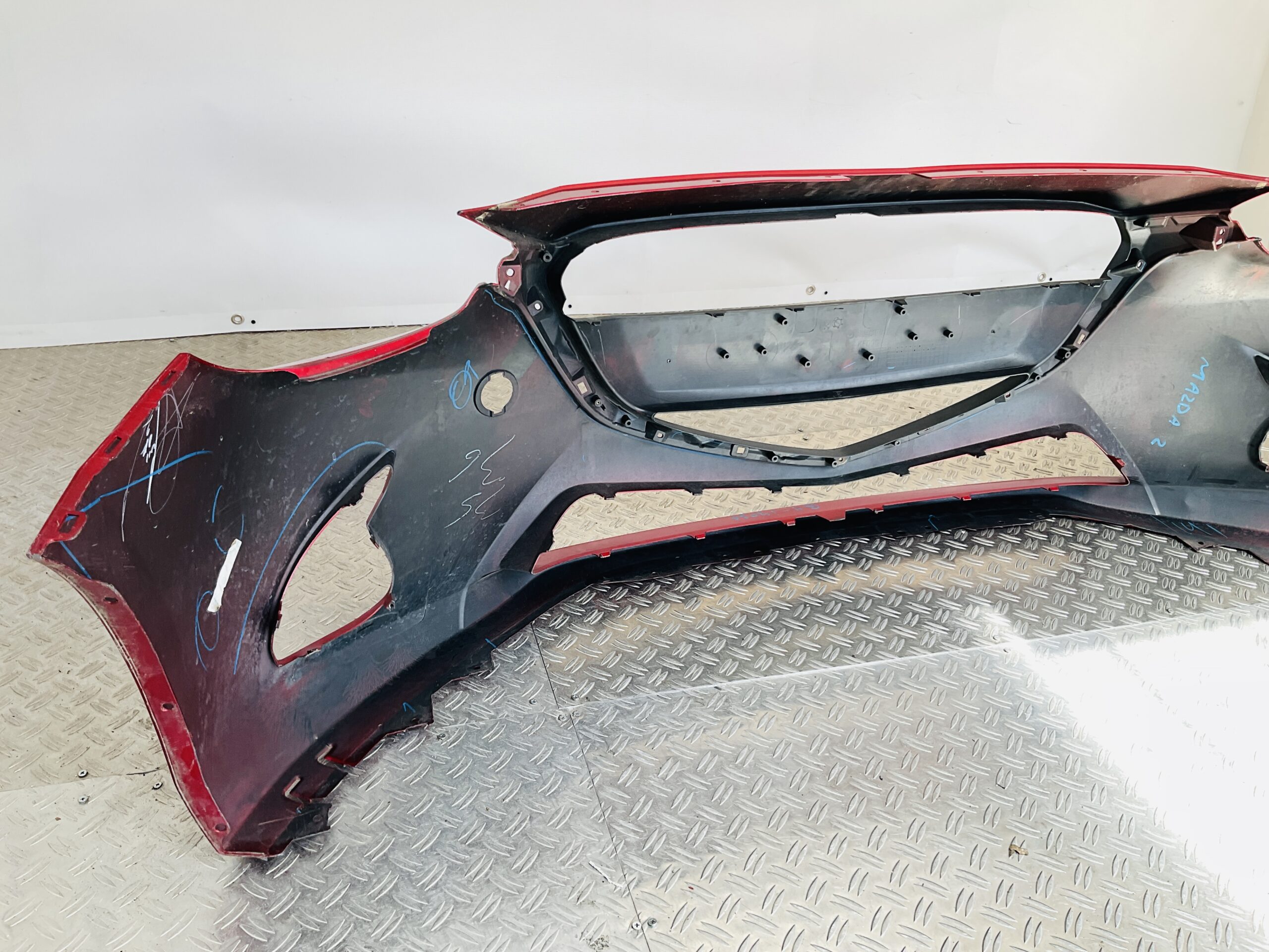 Bumper Mazda 2 2007-2014 DB5J-50031 Voorbumper 2-B9-14036z