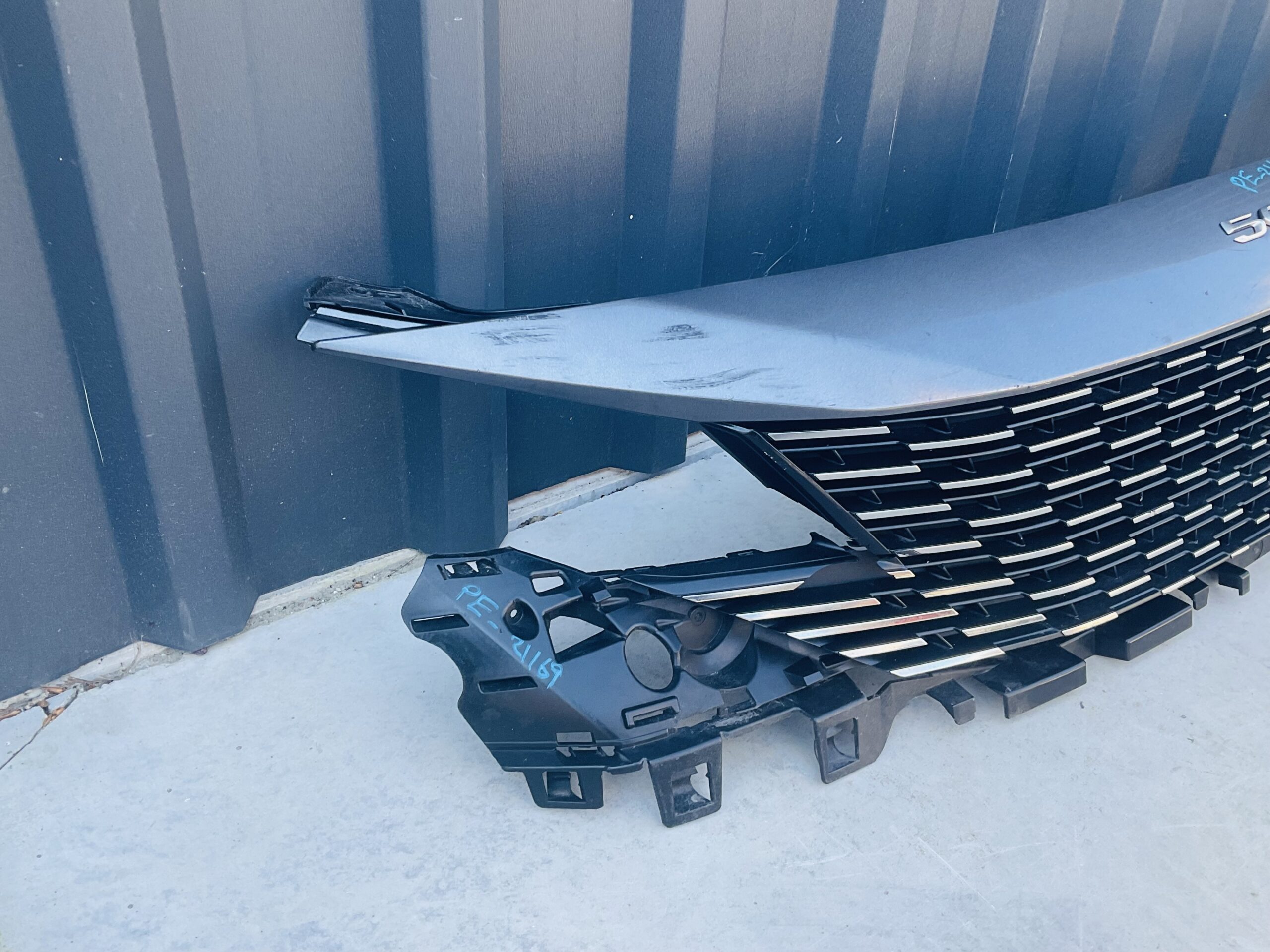 Bumper Grill peugeot 3008 5008 facelift 21 9836828477 voorbumpergrill PE-21169