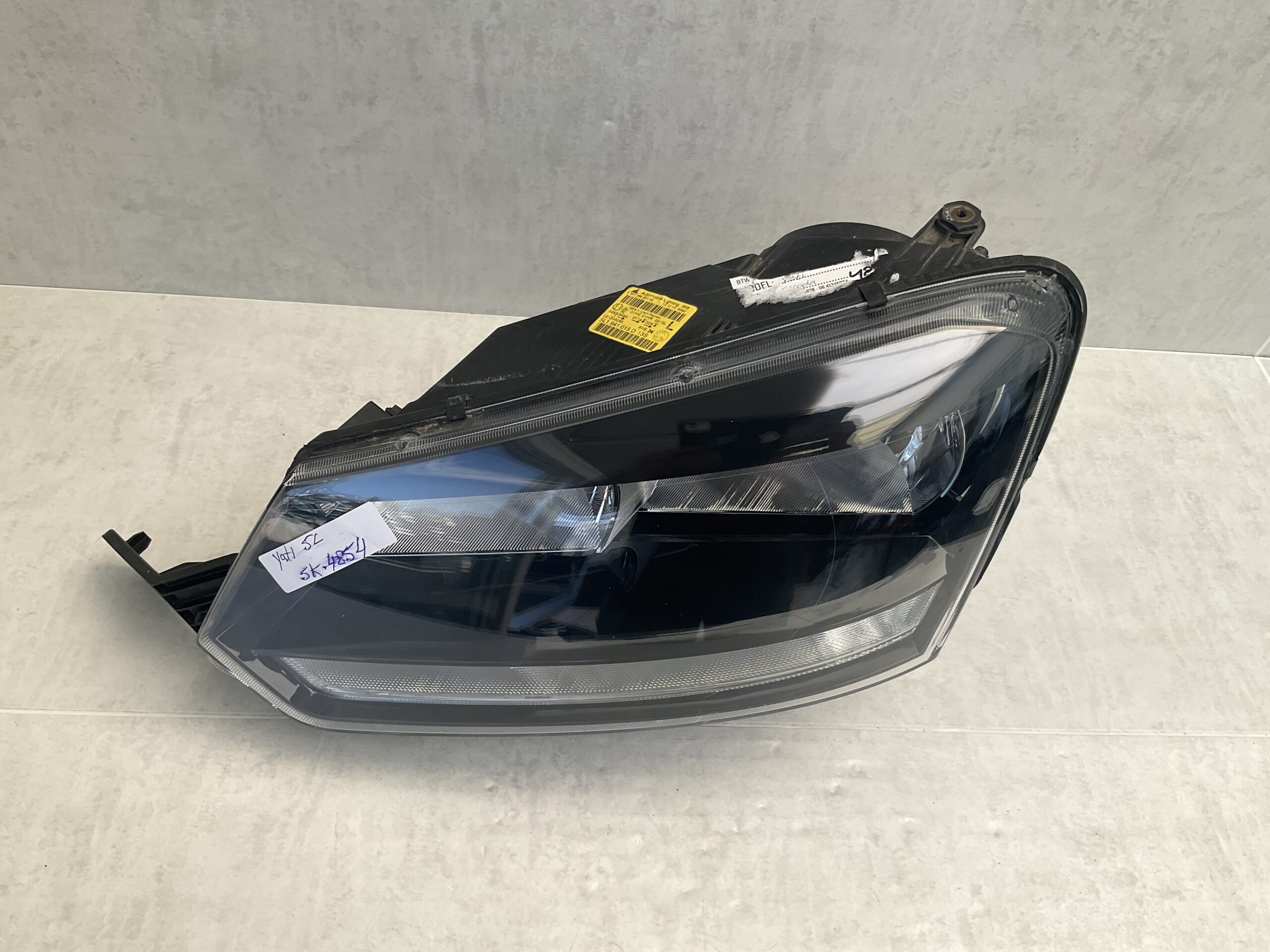 KOPLAMP SKODA YETI 5L H7 HALOGEEN 5L1941015D LINKS SK-4854