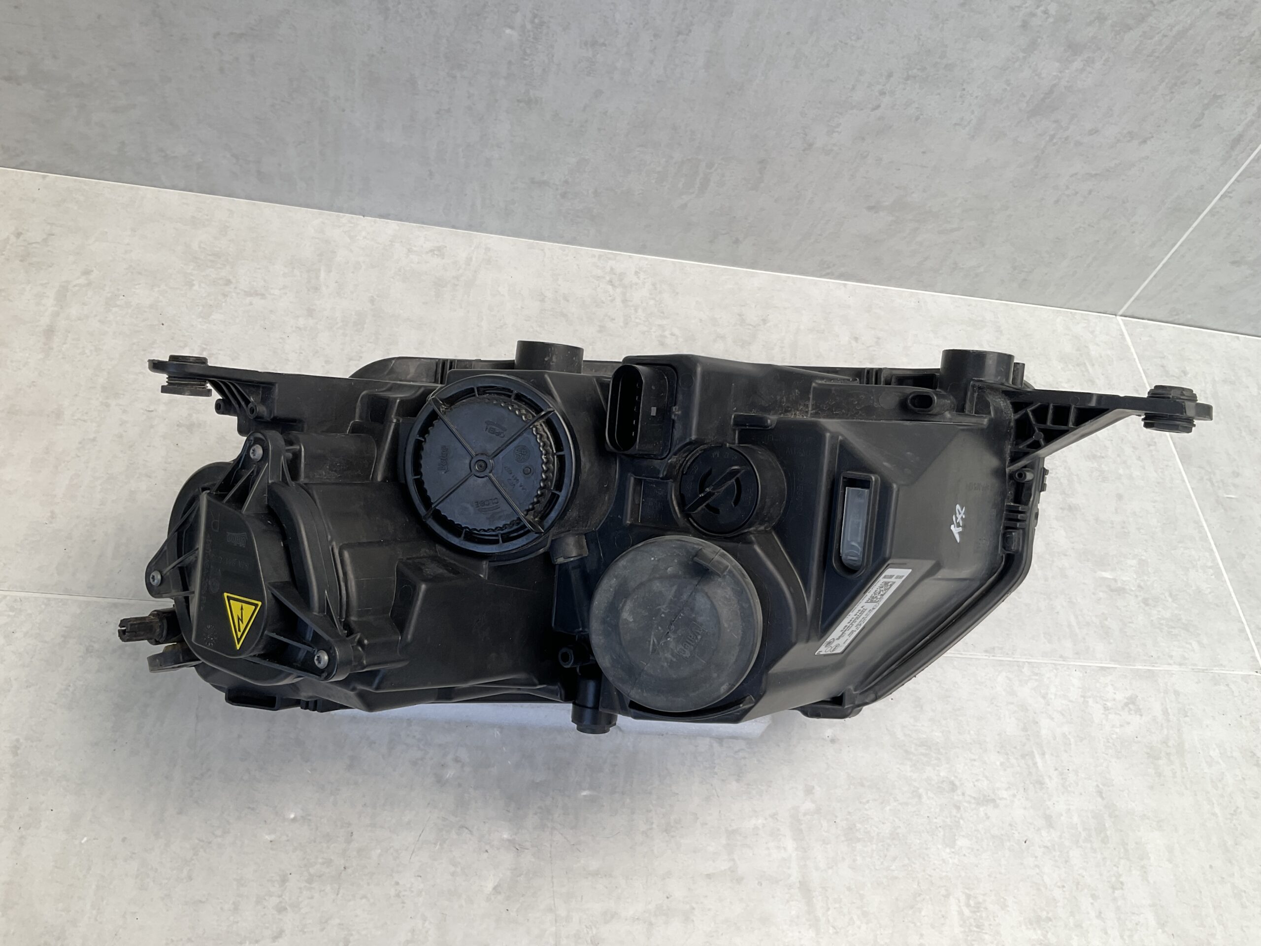 KOPLAMP SKODA RAPID XENON 5J 5JB941016A RECHTS SK-8079