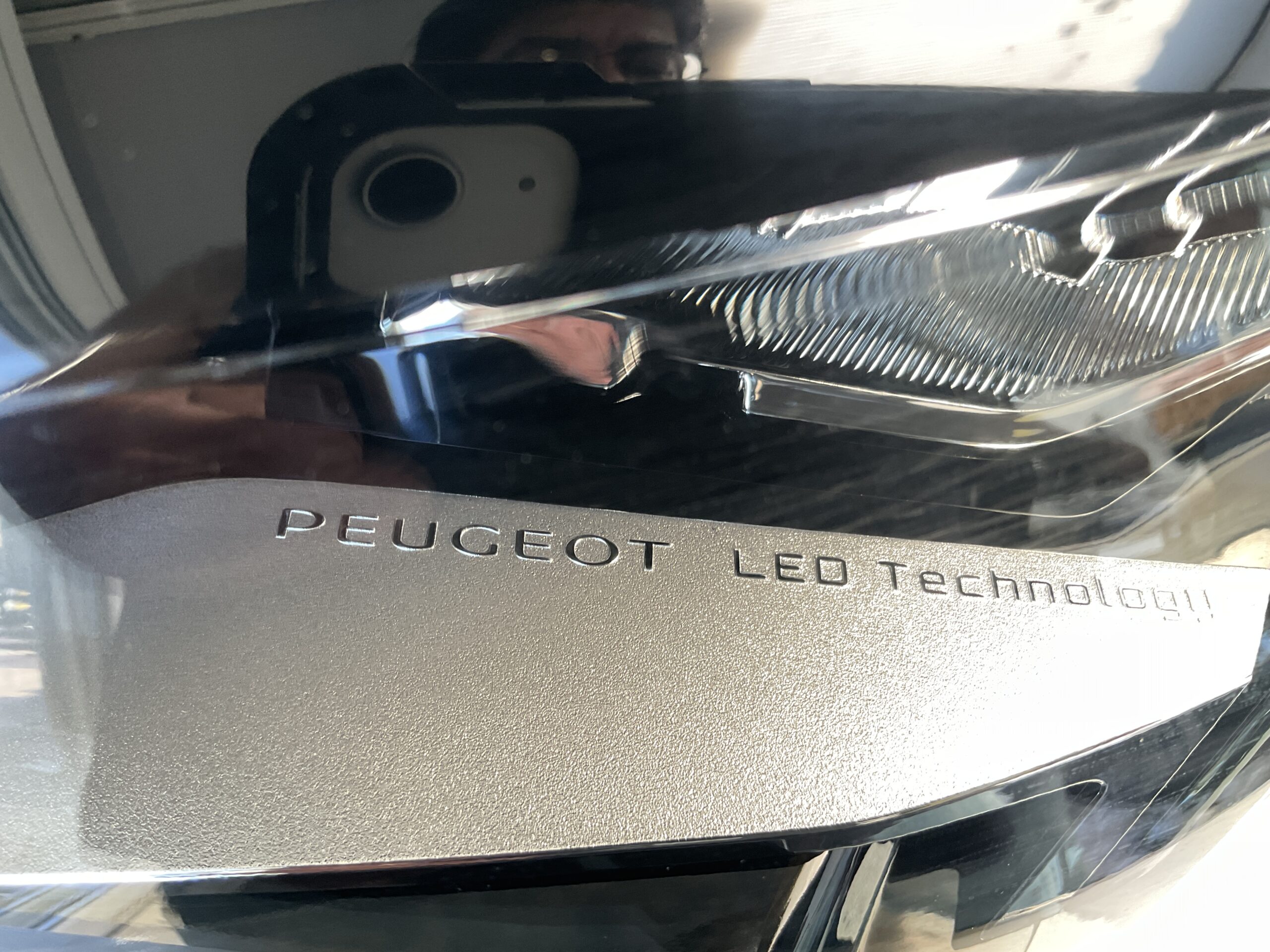 KOPLAMP PEUGEOT 3008 21-23 FULL LED TECHNOLOGY 89914773 LINKS PE-4799