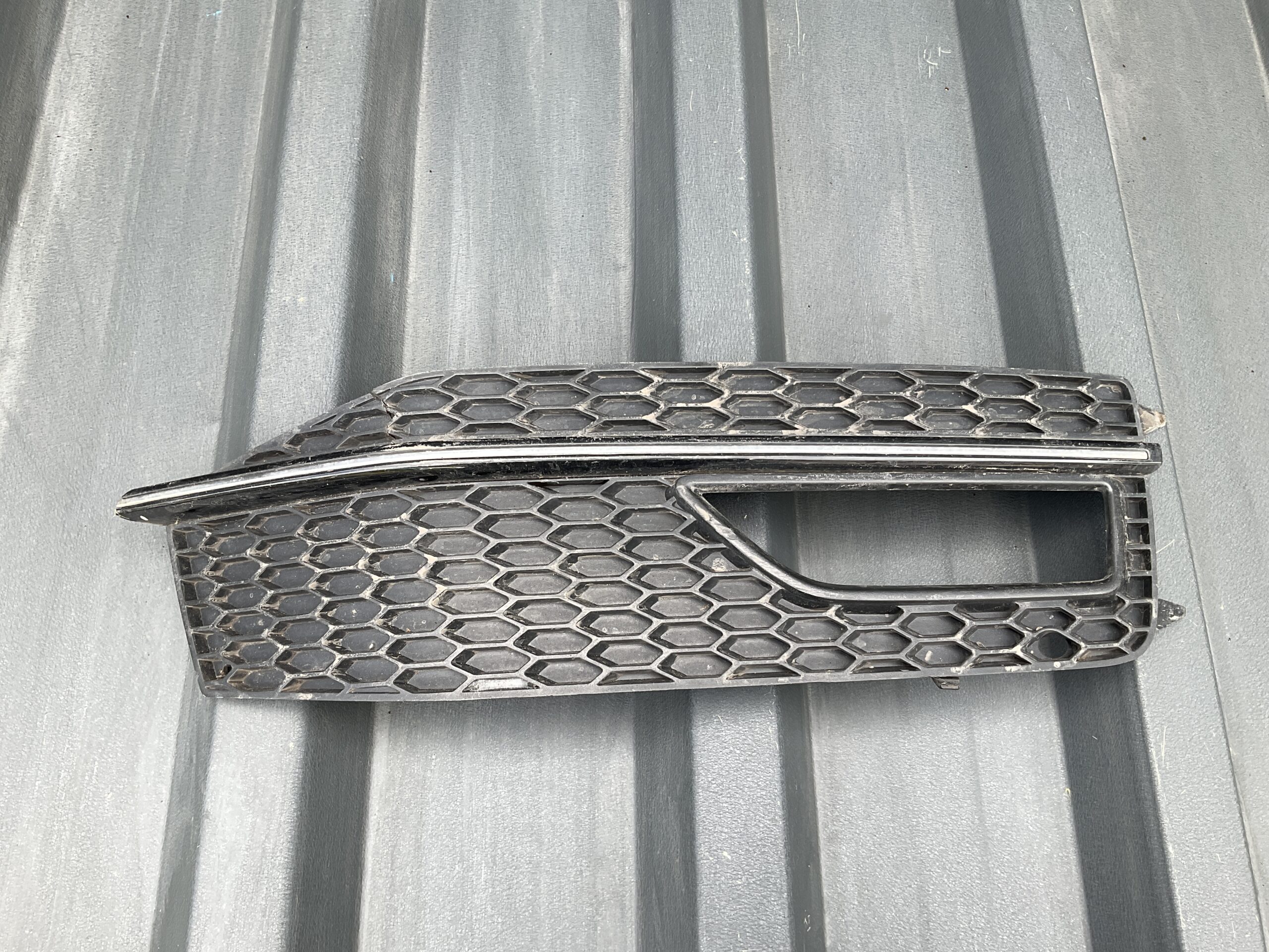 Bumper Grill Audi A4 S4 B8 8k0807682m Mistlamp Rooster AU:21437