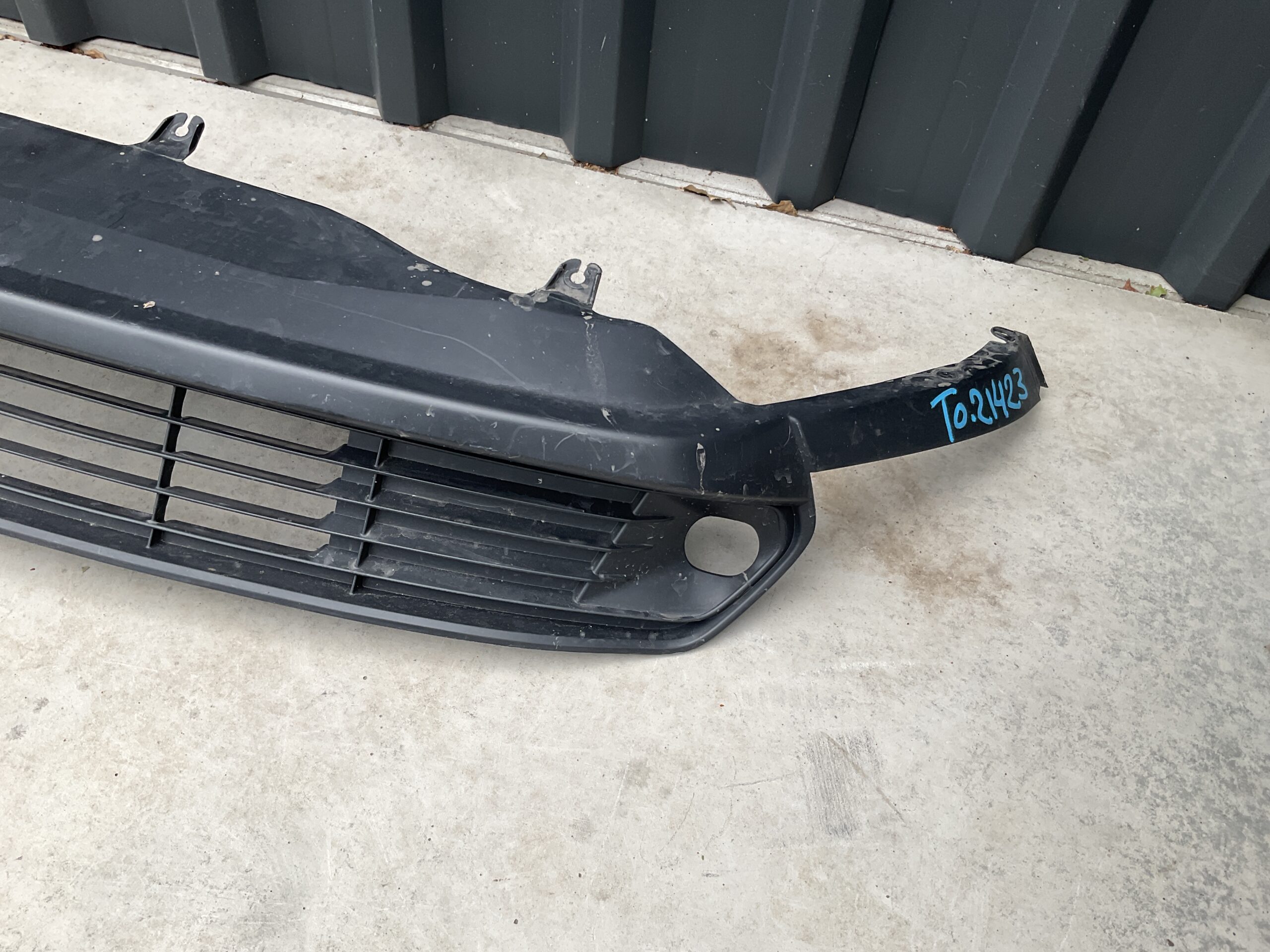 Bumper Grill Toyota Yaris Cross 521290D080 Voorbumper onderste grill TO:21423