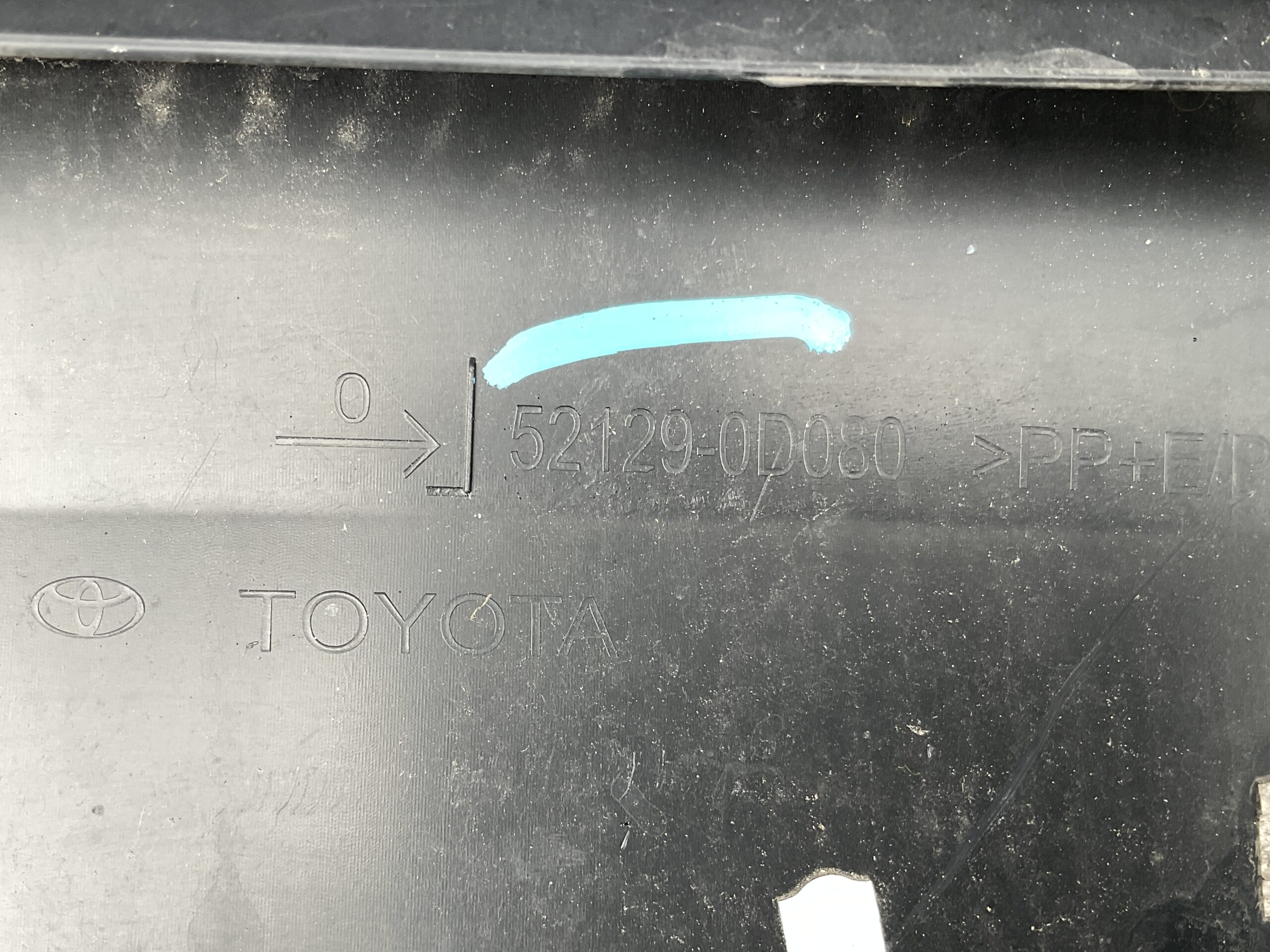 Bumper Grill Toyota Yaris Cross 521290D080 Voorbumper onderste grill TO:21423