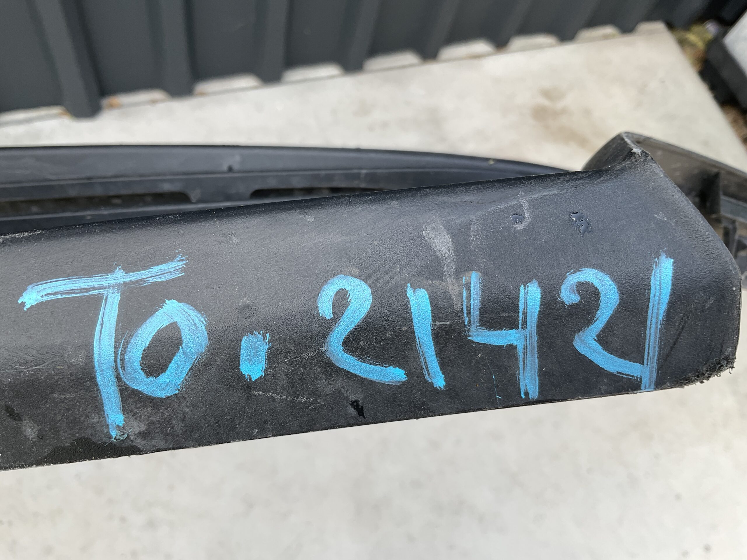 Bumper Grill Toyota Yaris XP210 53112K0010 Voorbumper ondergrille TO:21421