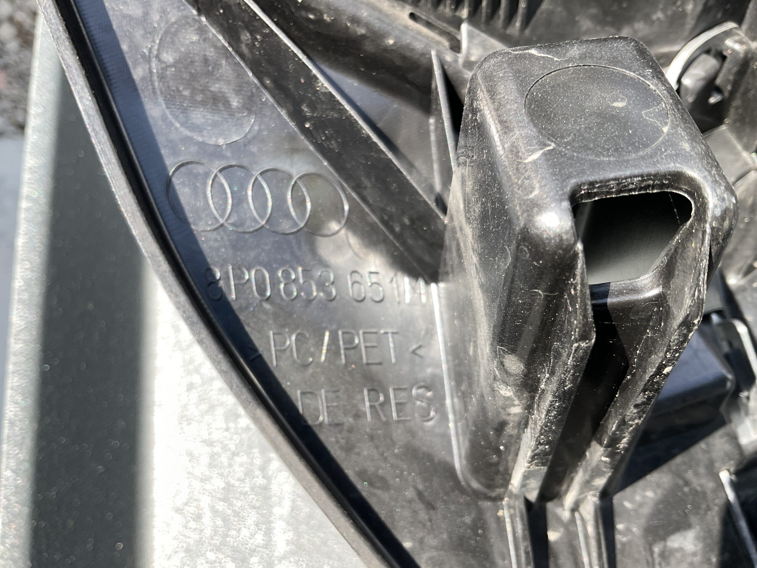 Bumper Grill Audi A3 - 8P0853651M Voorbumper Gril AU:21429