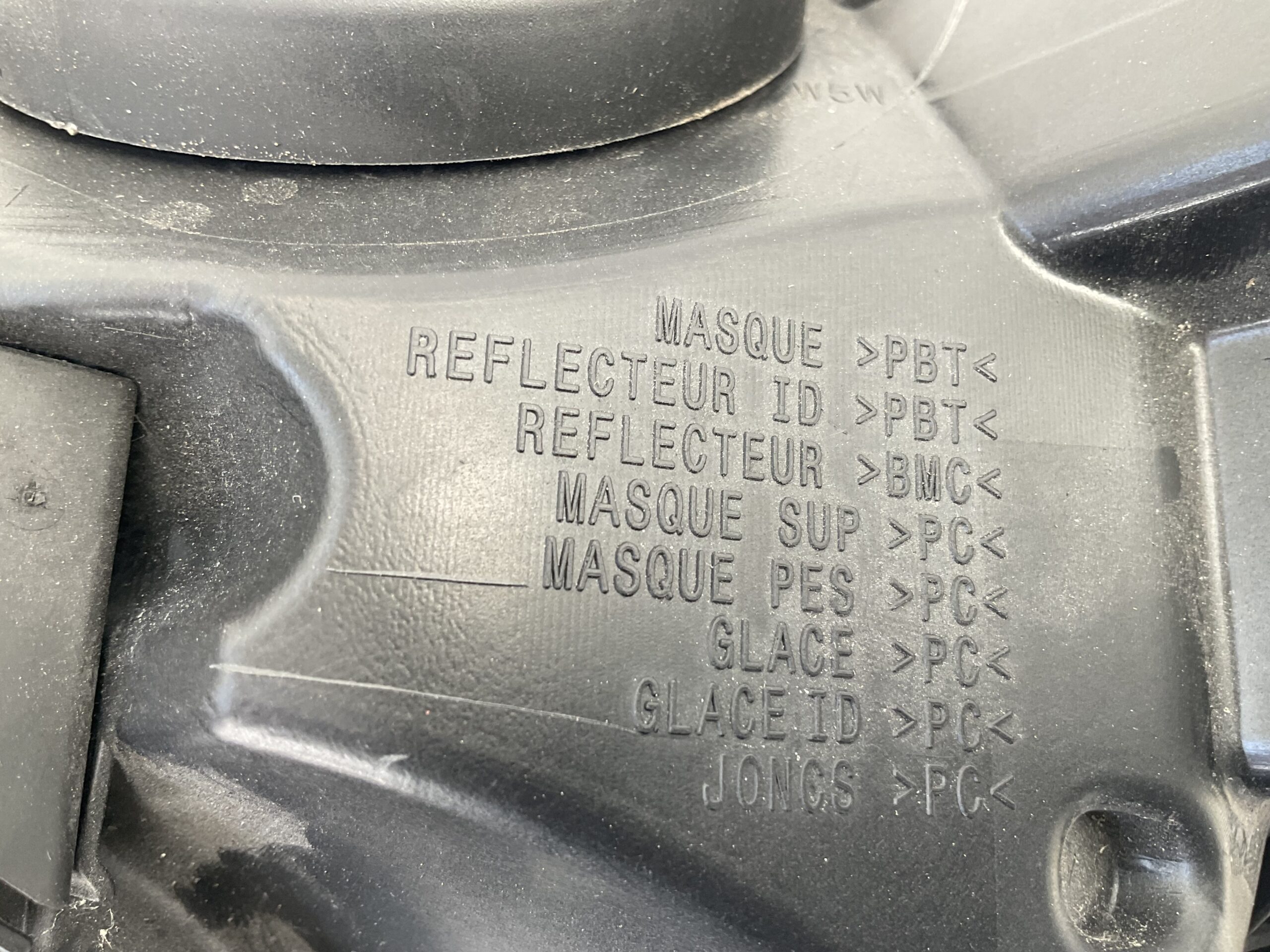 KOPLAMP RENAULT CAPTUR 13-16 260102734R RECHTS RE-8349