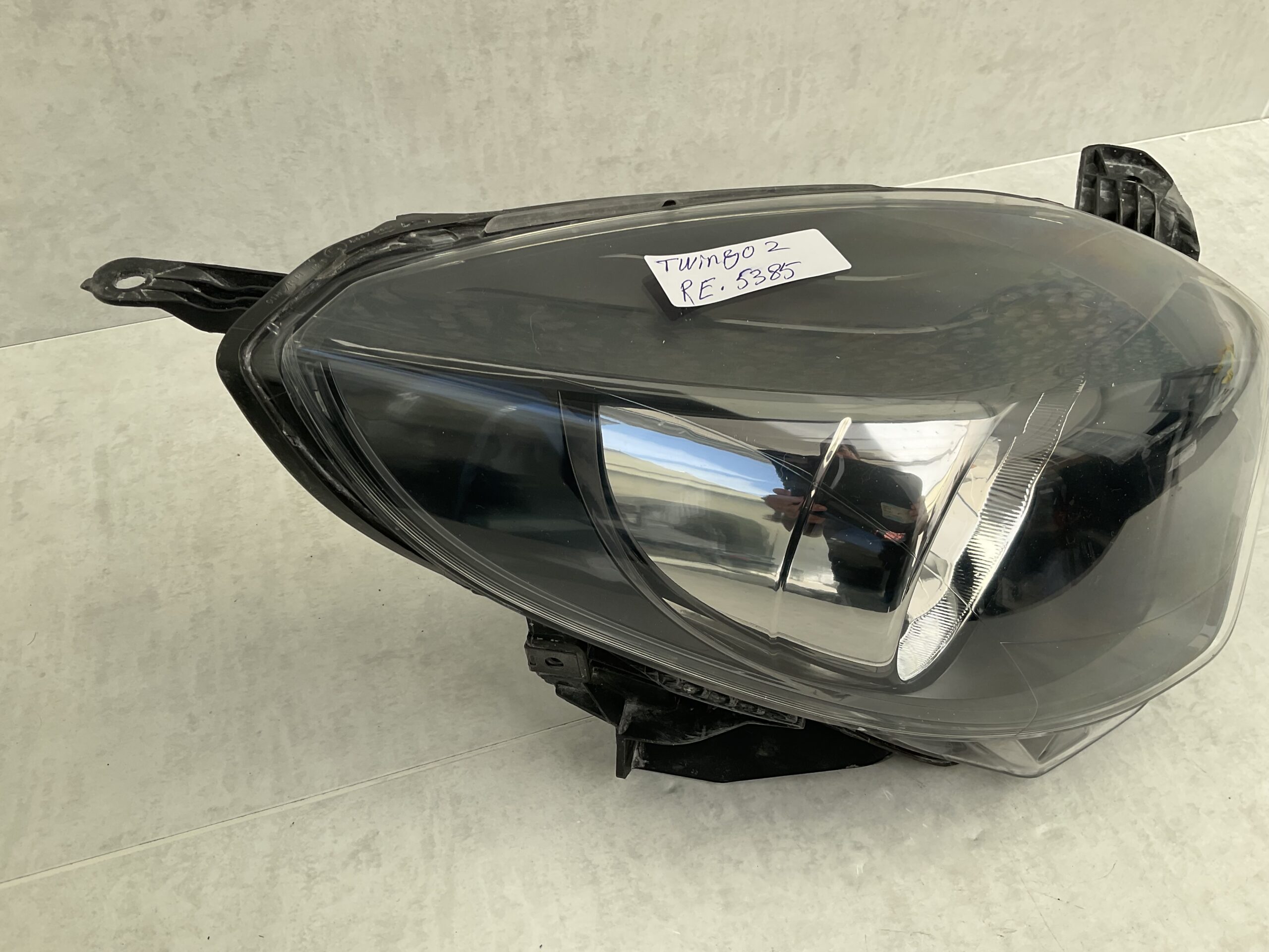 KOPLAMP RENAULT TWINGO 2 HALOGEEN 260106513R RECHTS RE-5385