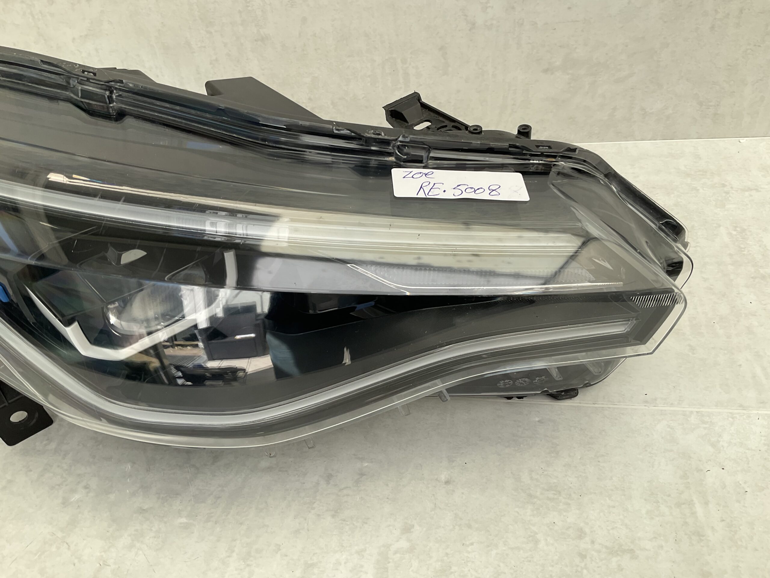 KOPLAMP RENAULT ZOE LED PURE VISSION 260102384R RECHTS RE-5008