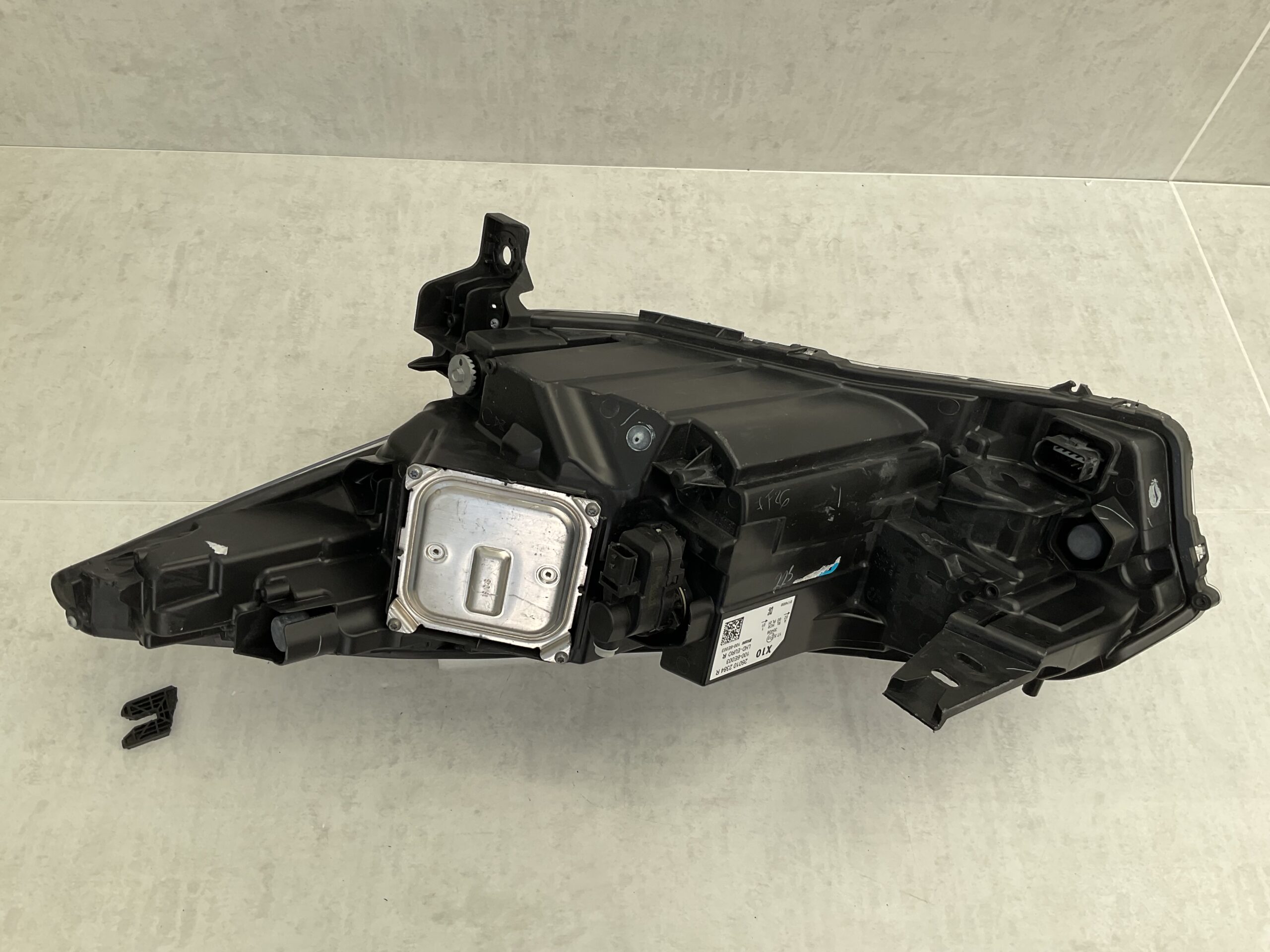 KOPLAMP RENAULT ZOE LED PURE VISSION 260102384R RECHTS RE-5008