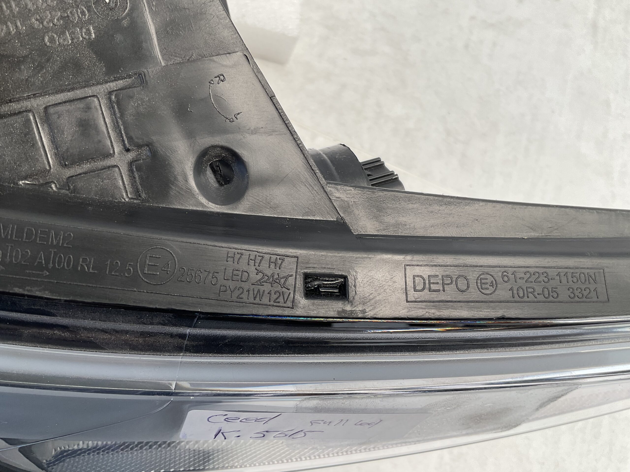 KOPLAMP KIA CEED L009A220052 LINKS K-5615