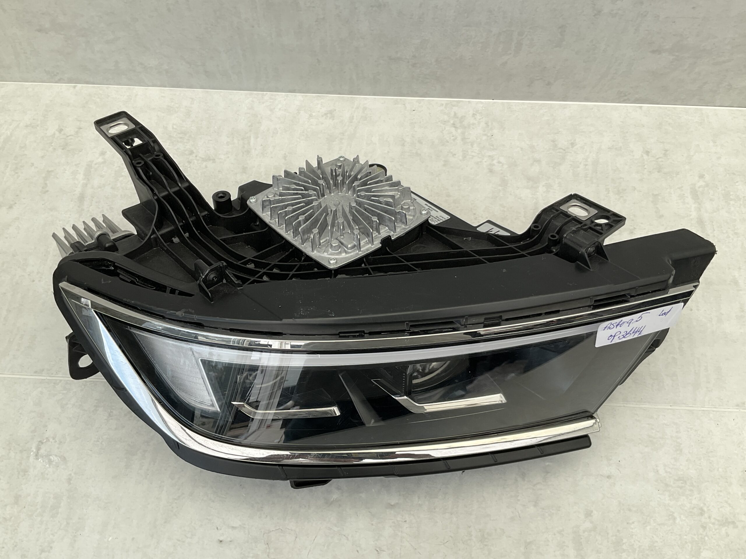 KOPLAMP OPEL ASTRA 5 FULL LED 22-23 LUX 9840160980 LINKS OP-3644