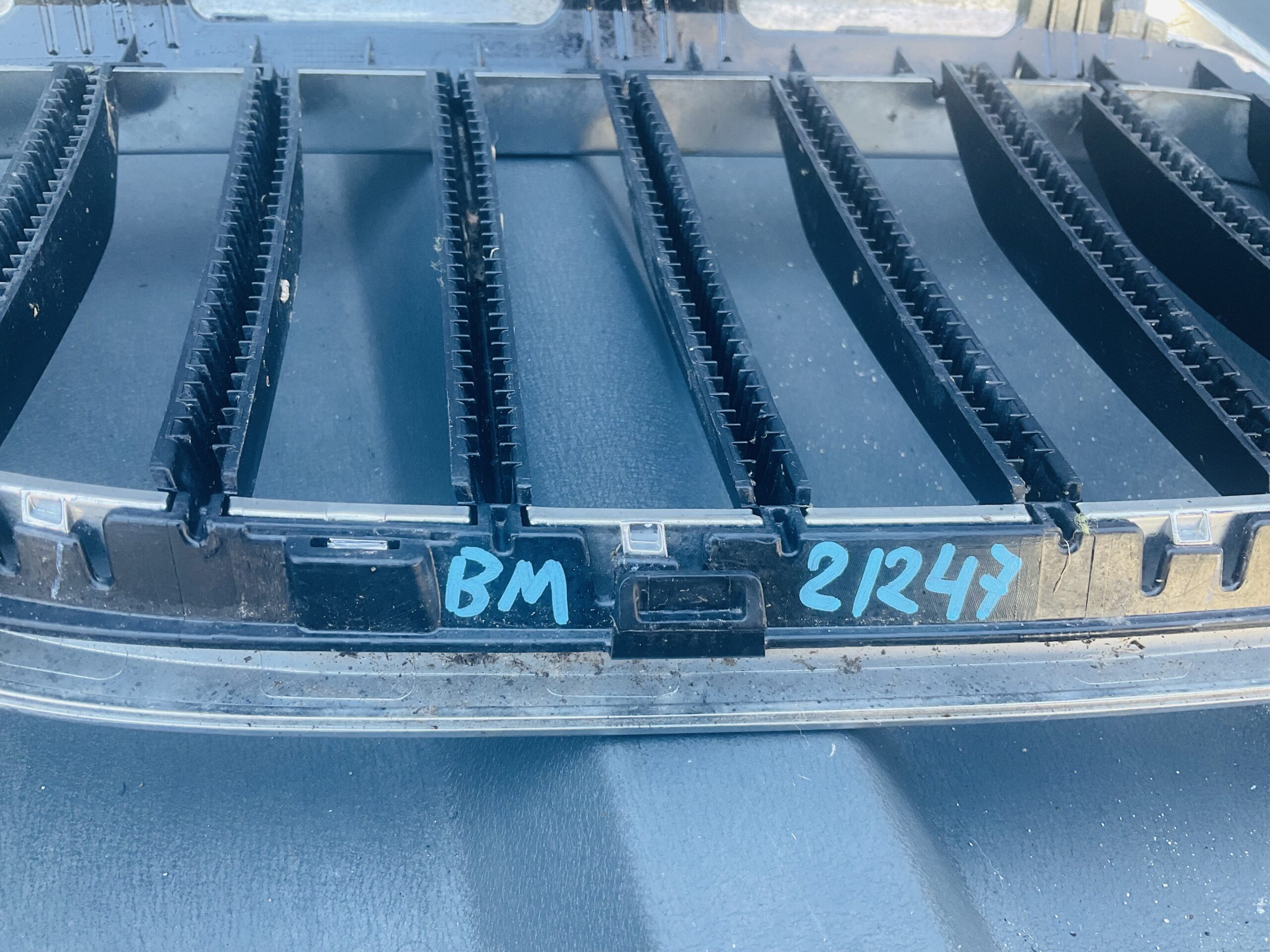 Bumper Grill BMW 5 G30 G31 7473699 Bumper radiatorgrill BM-21247