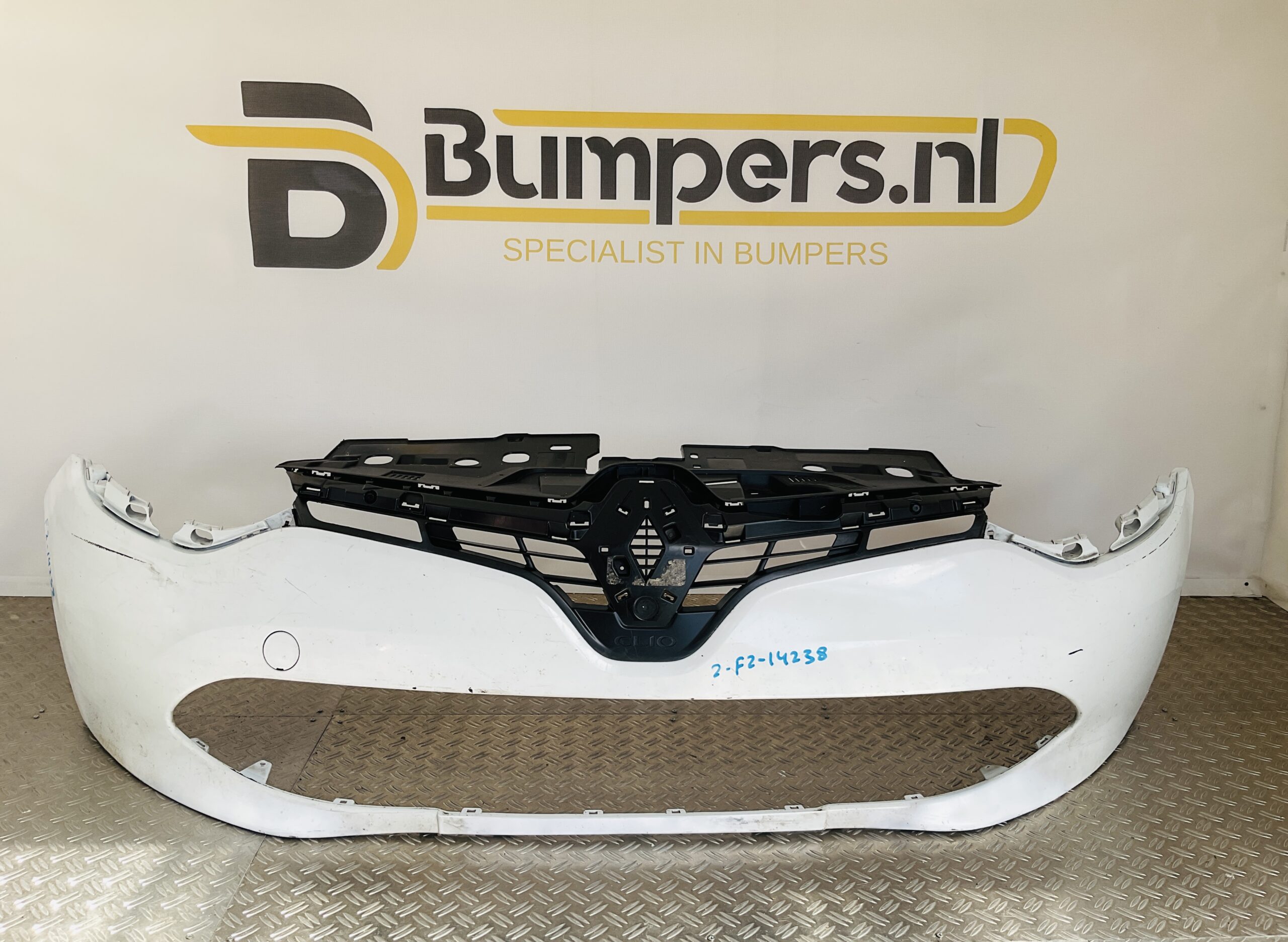 Bumper Renault Clio 4 2012-2015 620221112R Voorbumper 2-F2-14238z