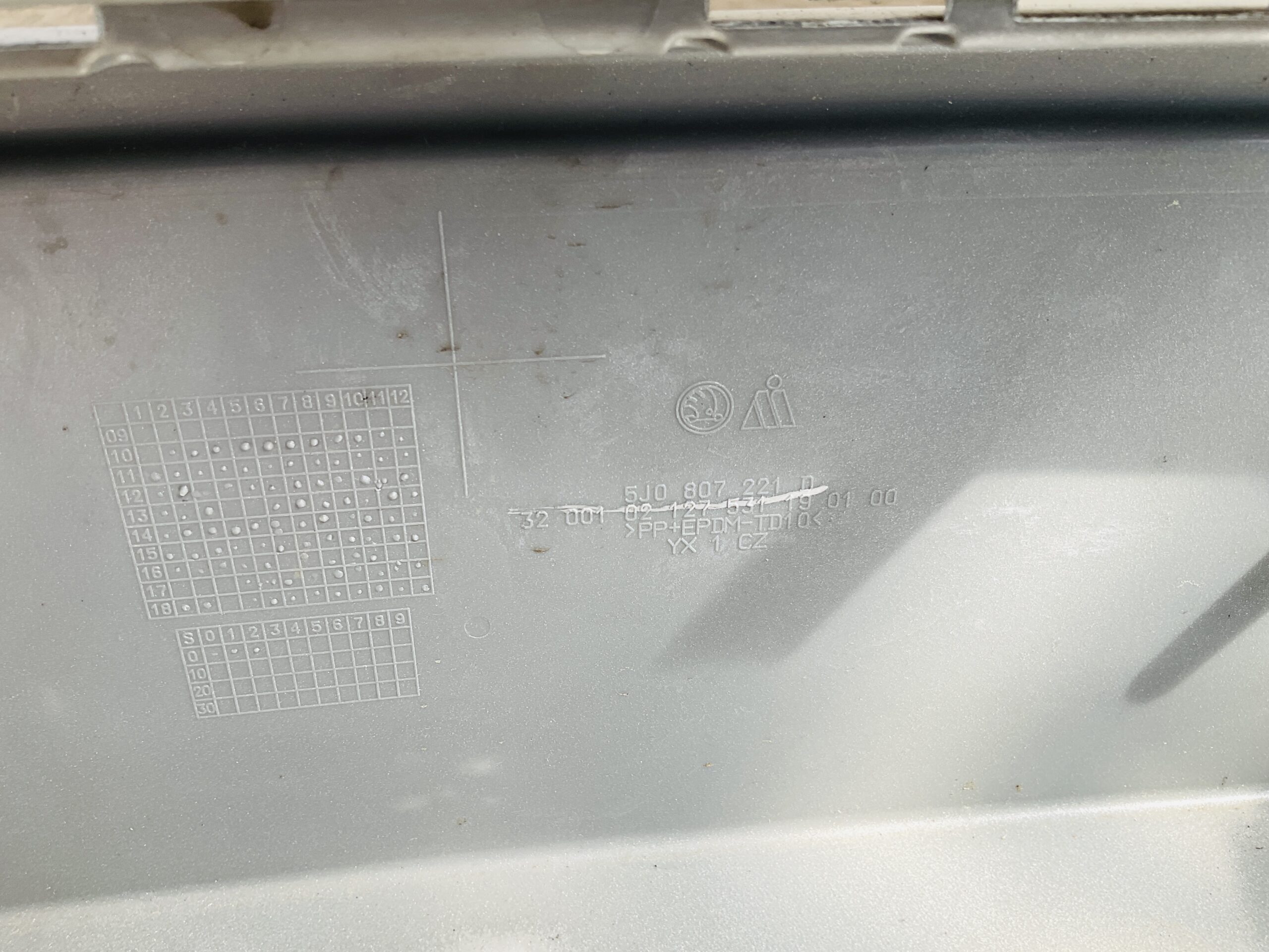 Bumper Skoda Fabia 2 ll 5J 2010-2015 5J0807221D Voorbumper 2-H7-14240z