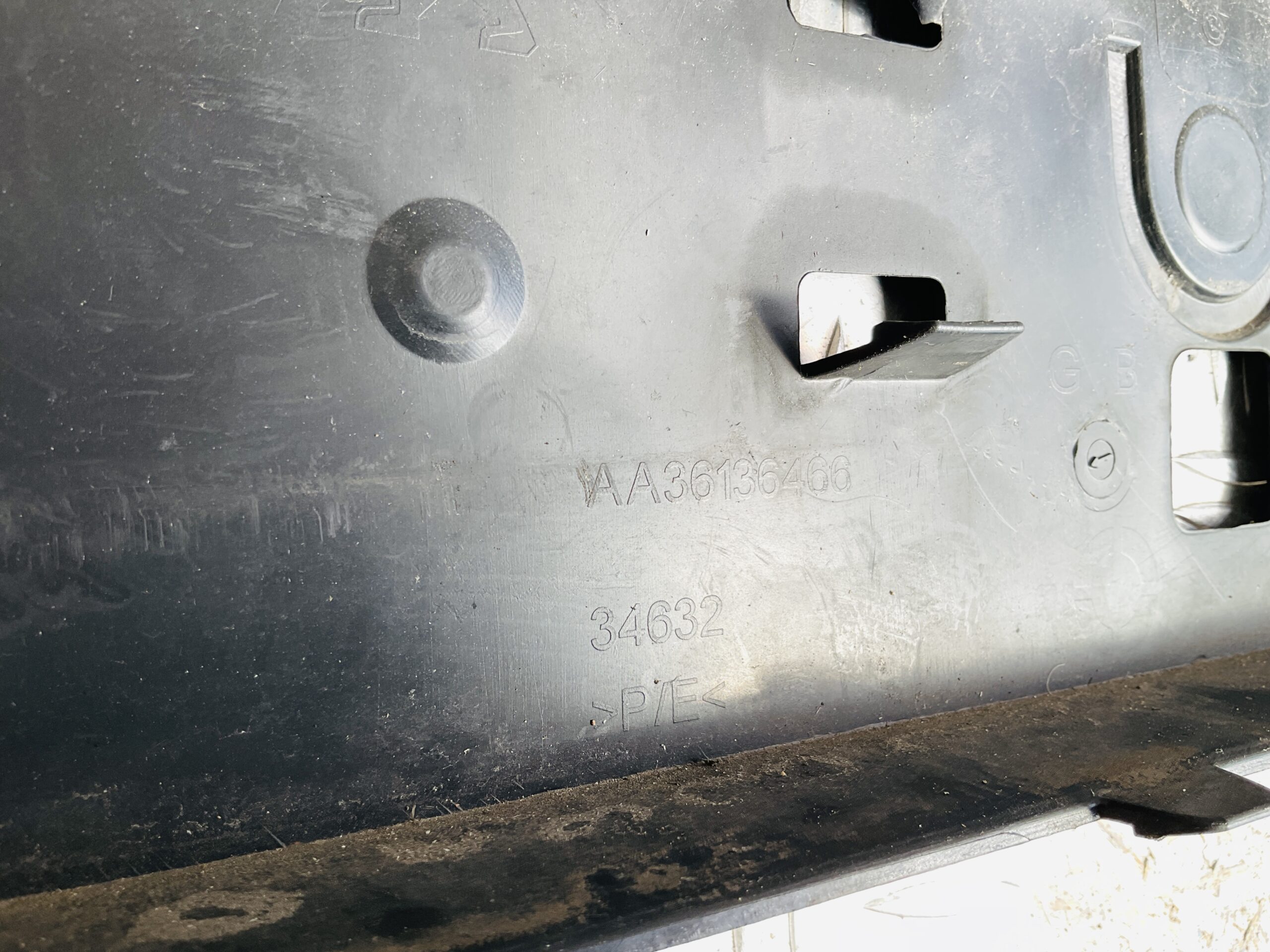 Bumper Peugeot 308 Normaal 2012-2016 4xpdc AA36136466 Voorbumper 2-J3-14230z